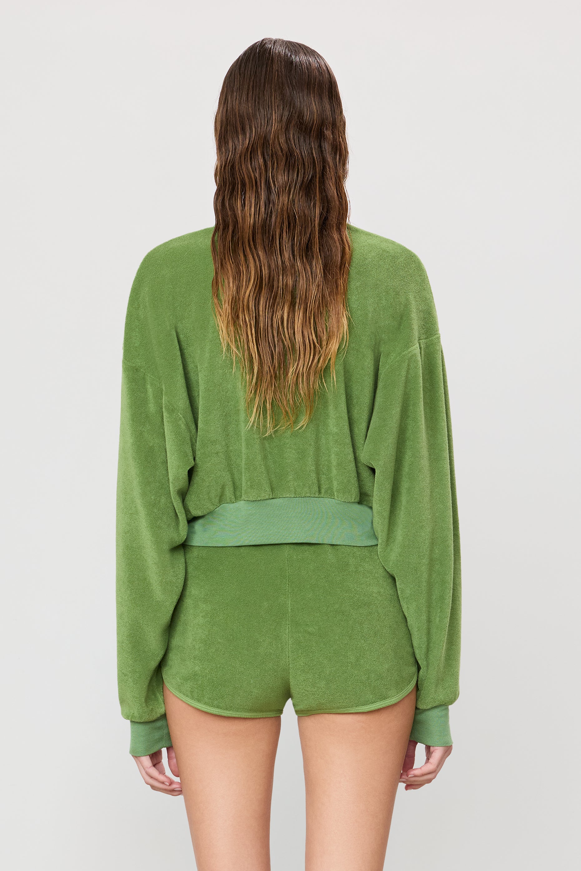 CROPPED V-NECK SWEATSHIRT - ÉTERNE
