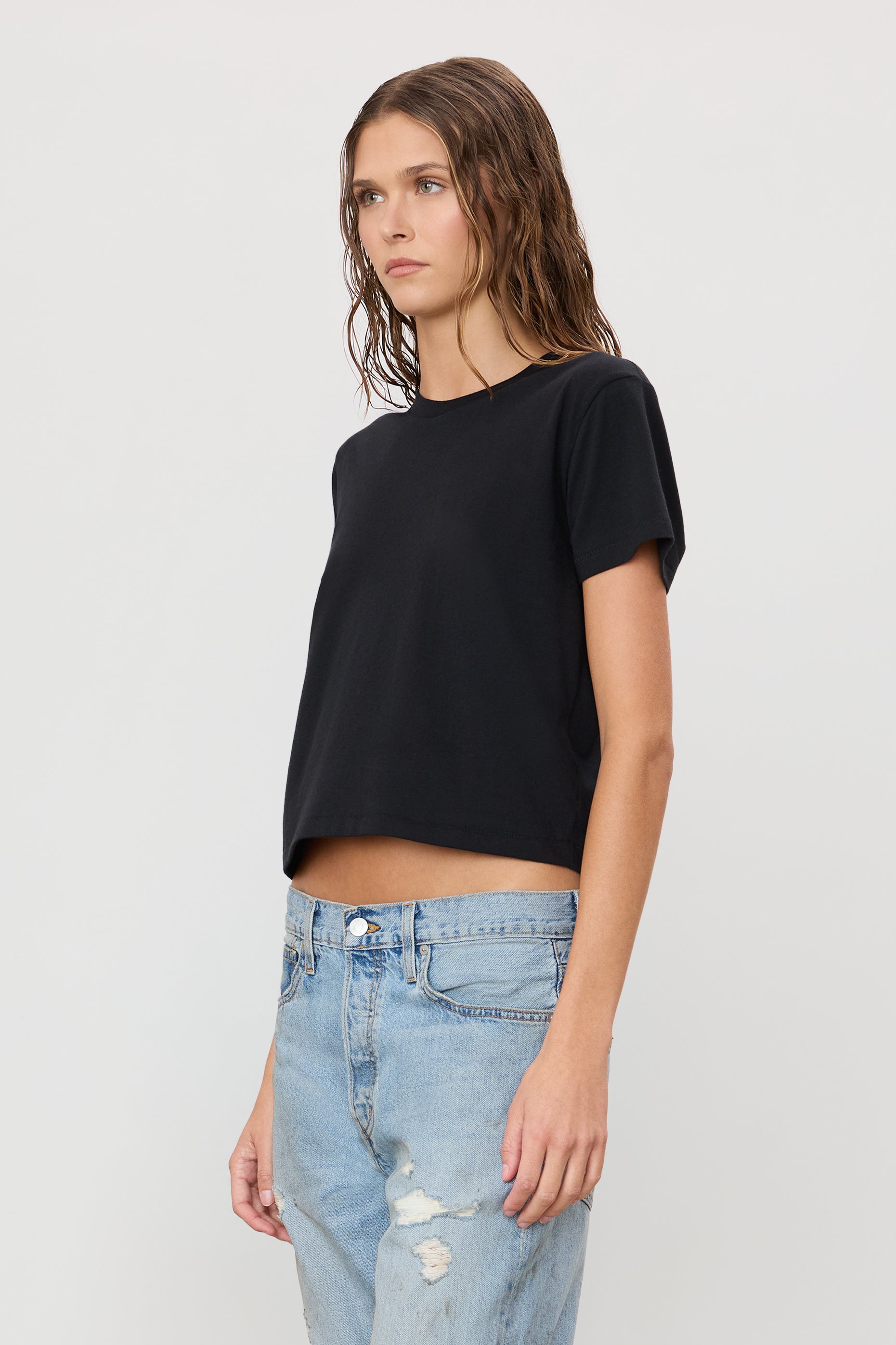 SHORT SLEEVE BOXY TEE - ÉTERNE