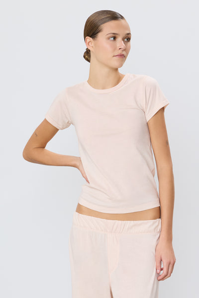 FITTED CREWNECK SHORT SLEEVE T-SHIRT - ÉTERNE