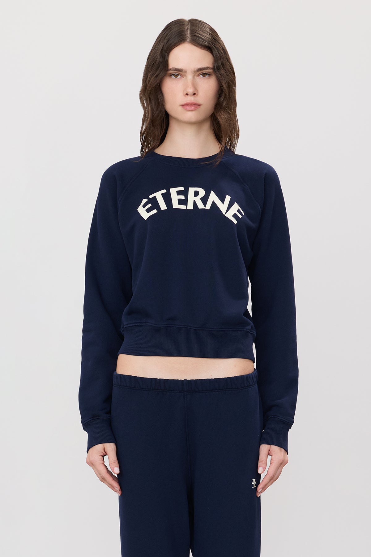 SHRUNKEN RAGLAN SWEATSHIRT - ÉTERNE