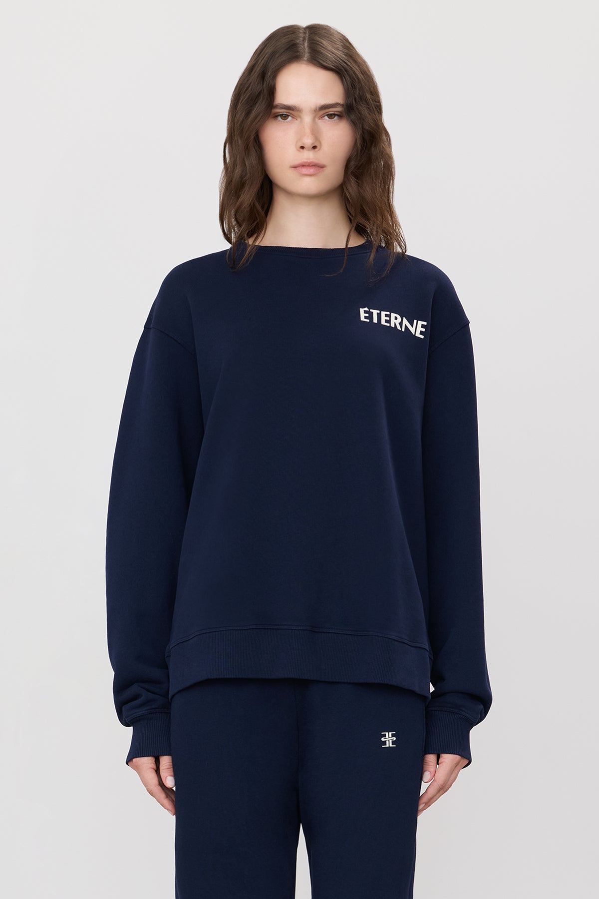CREWNECK SWEATSHIRT - ÉTERNE