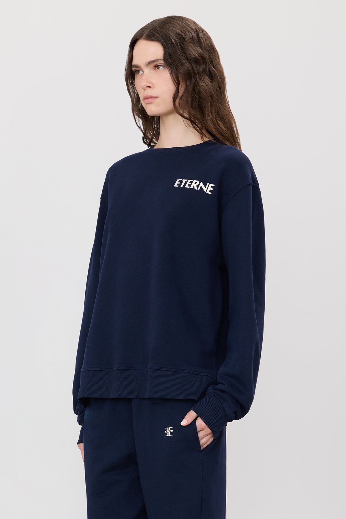 CREWNECK SWEATSHIRT - ÉTERNE