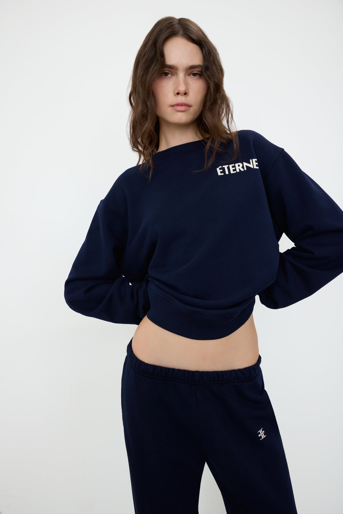 CREWNECK SWEATSHIRT - ÉTERNE