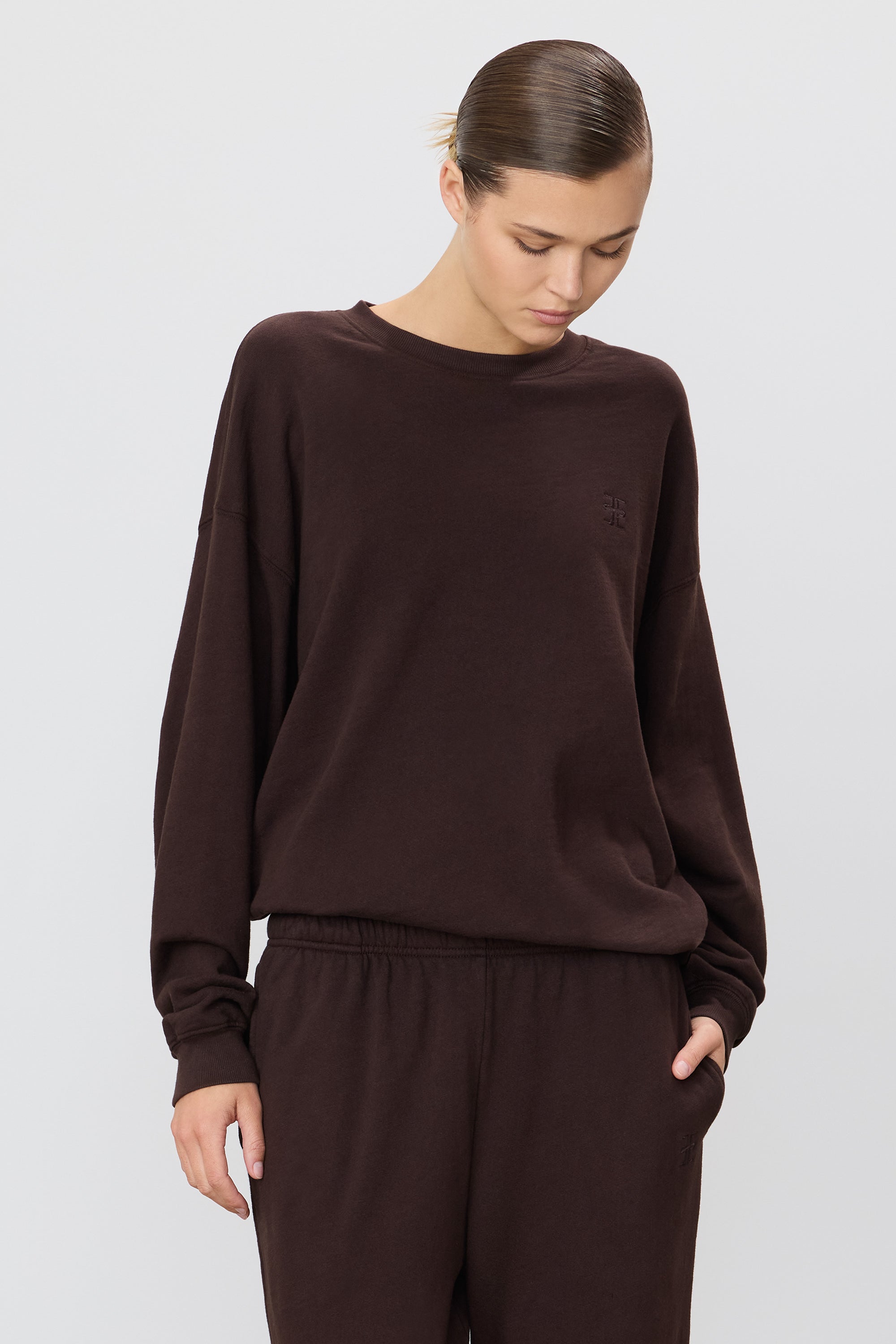 ÉTERNE OVERSIZED CREWNECK SWEATSHIRT