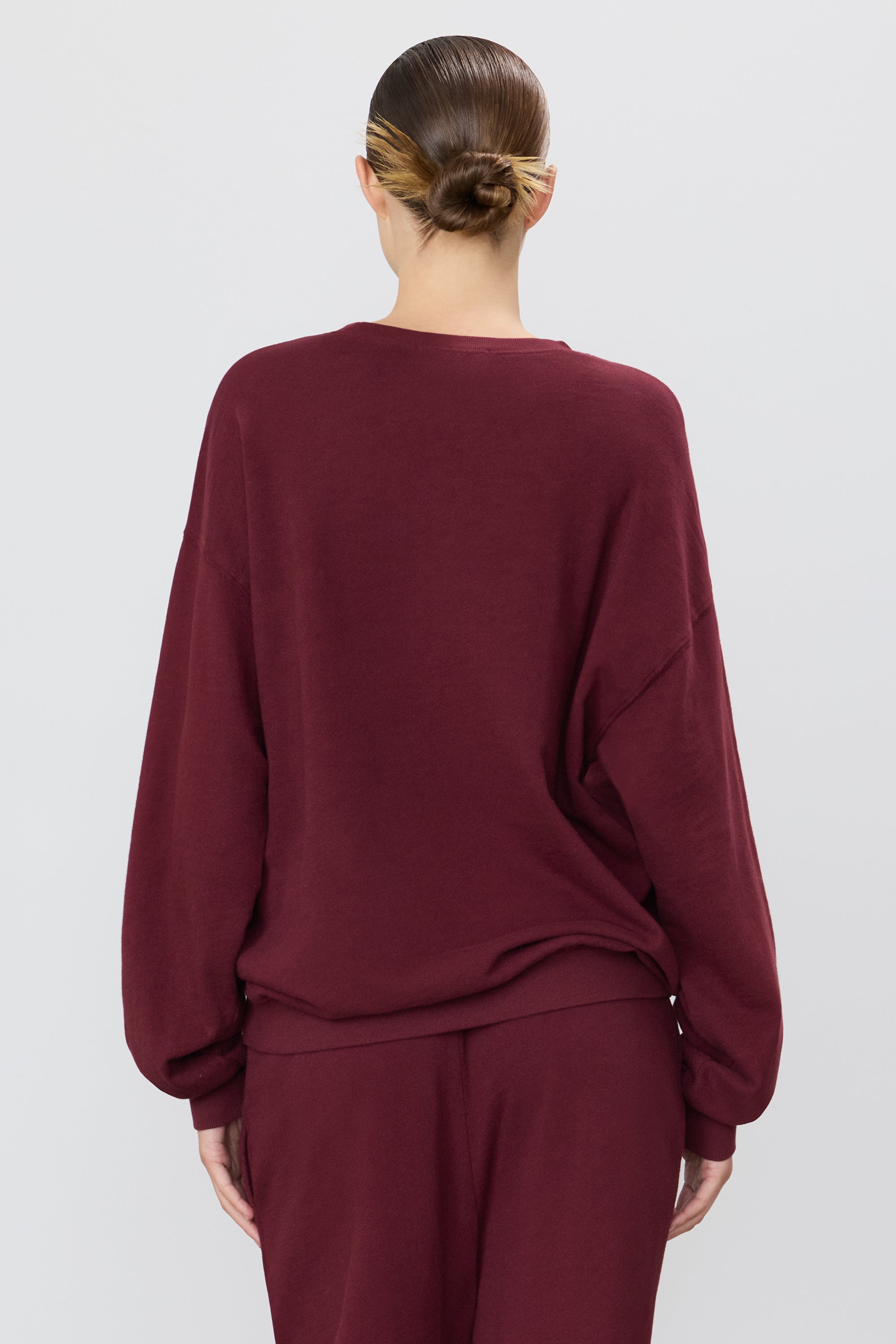 ÉTERNE OVERSIZED CREWNECK SWEATSHIRT