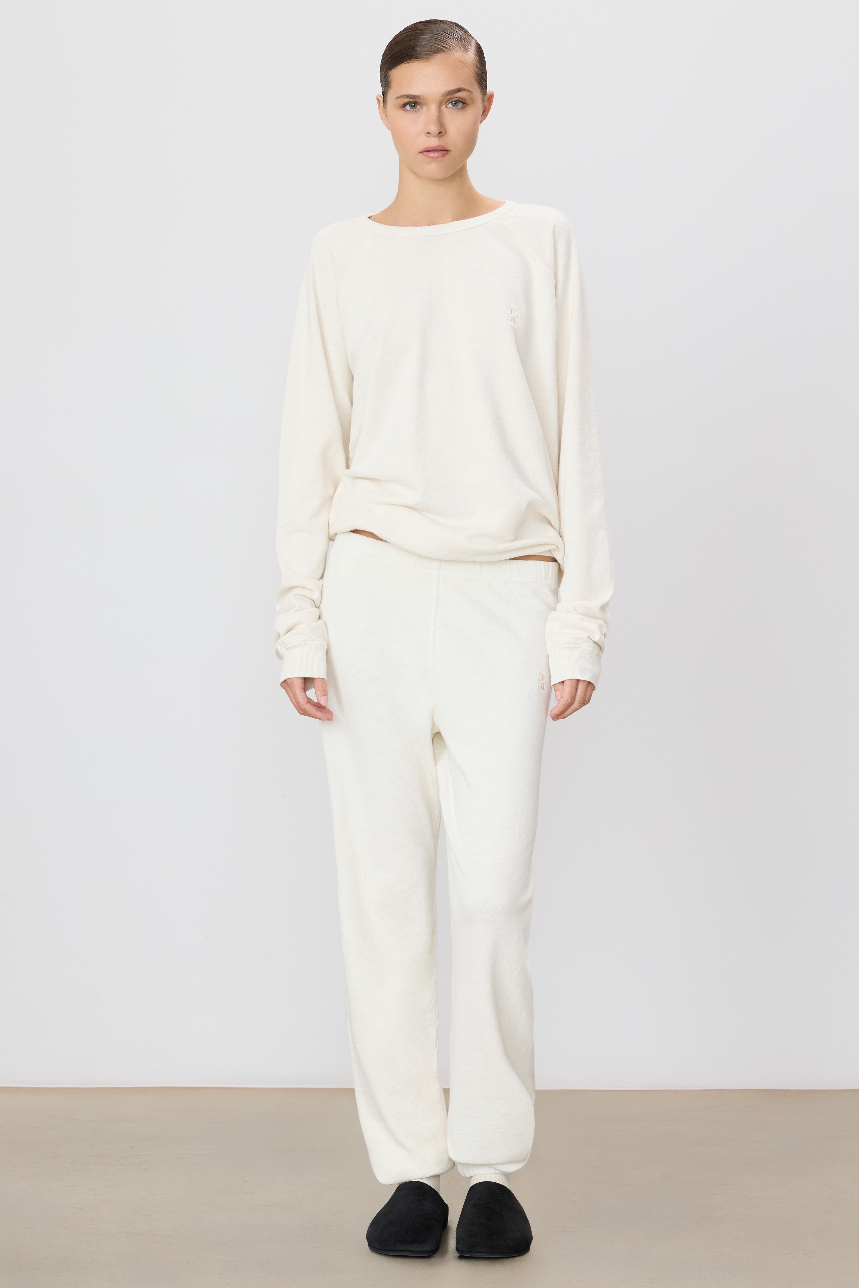 CLASSIC SWEATPANT