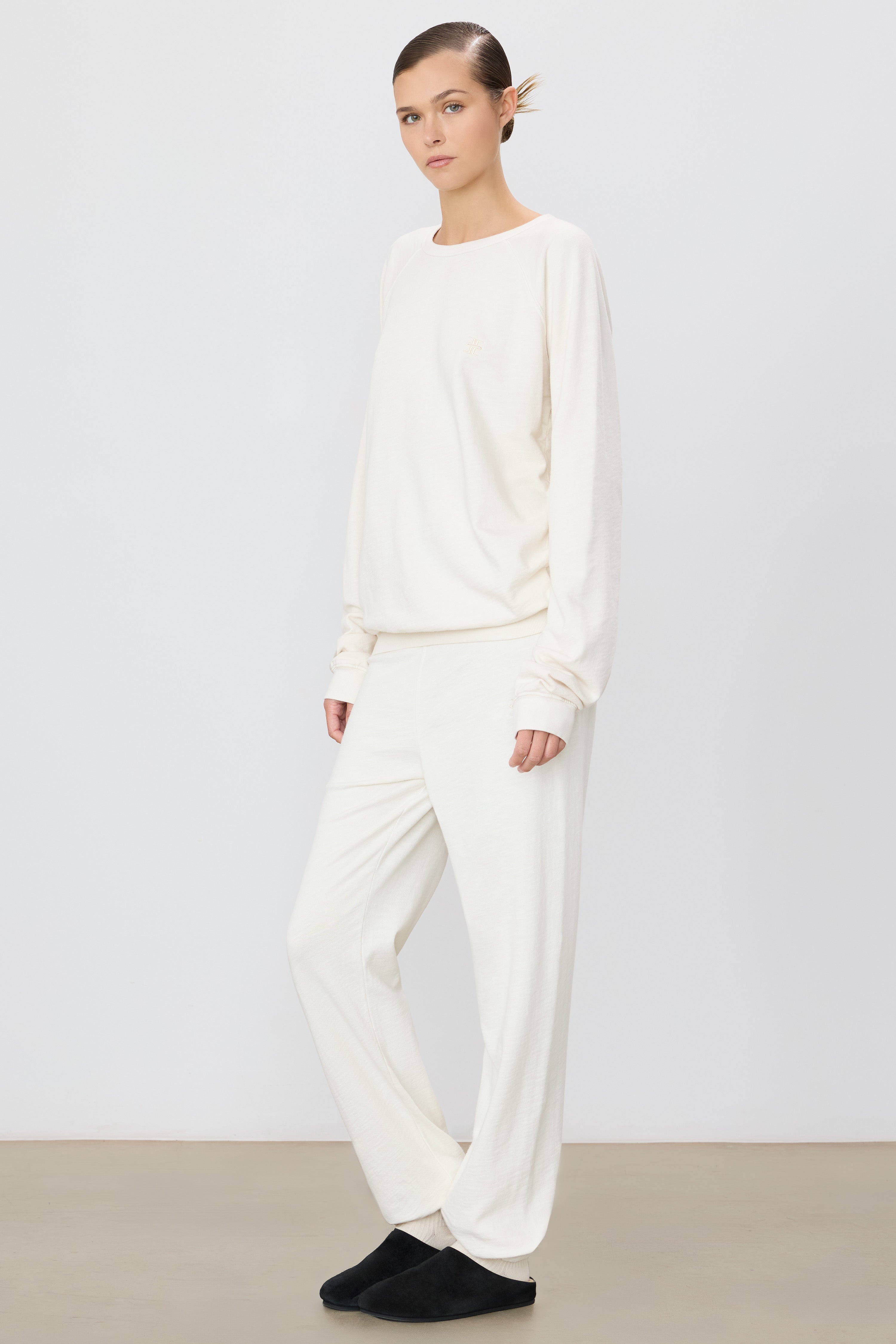 CLASSIC SWEATPANT