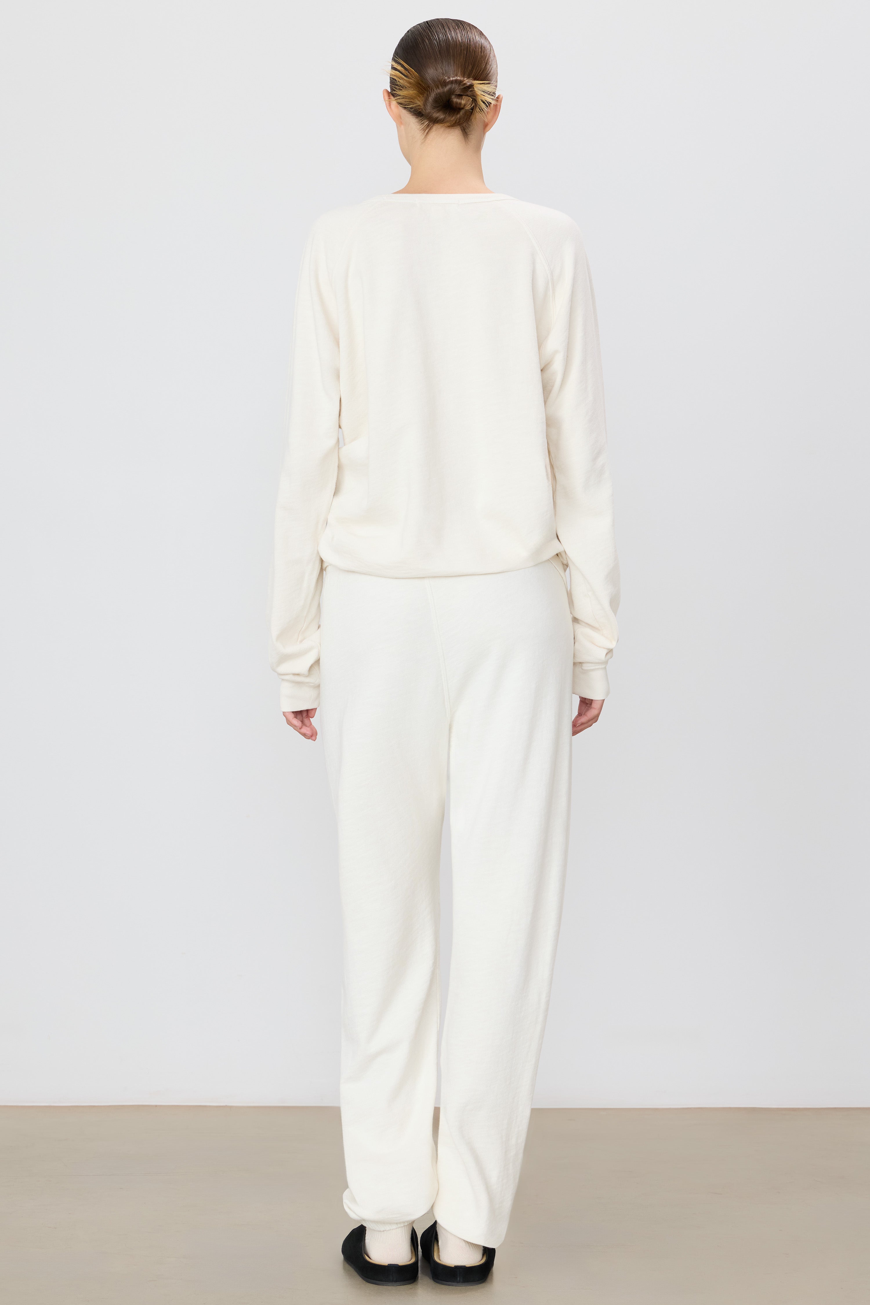 CLASSIC SWEATPANT