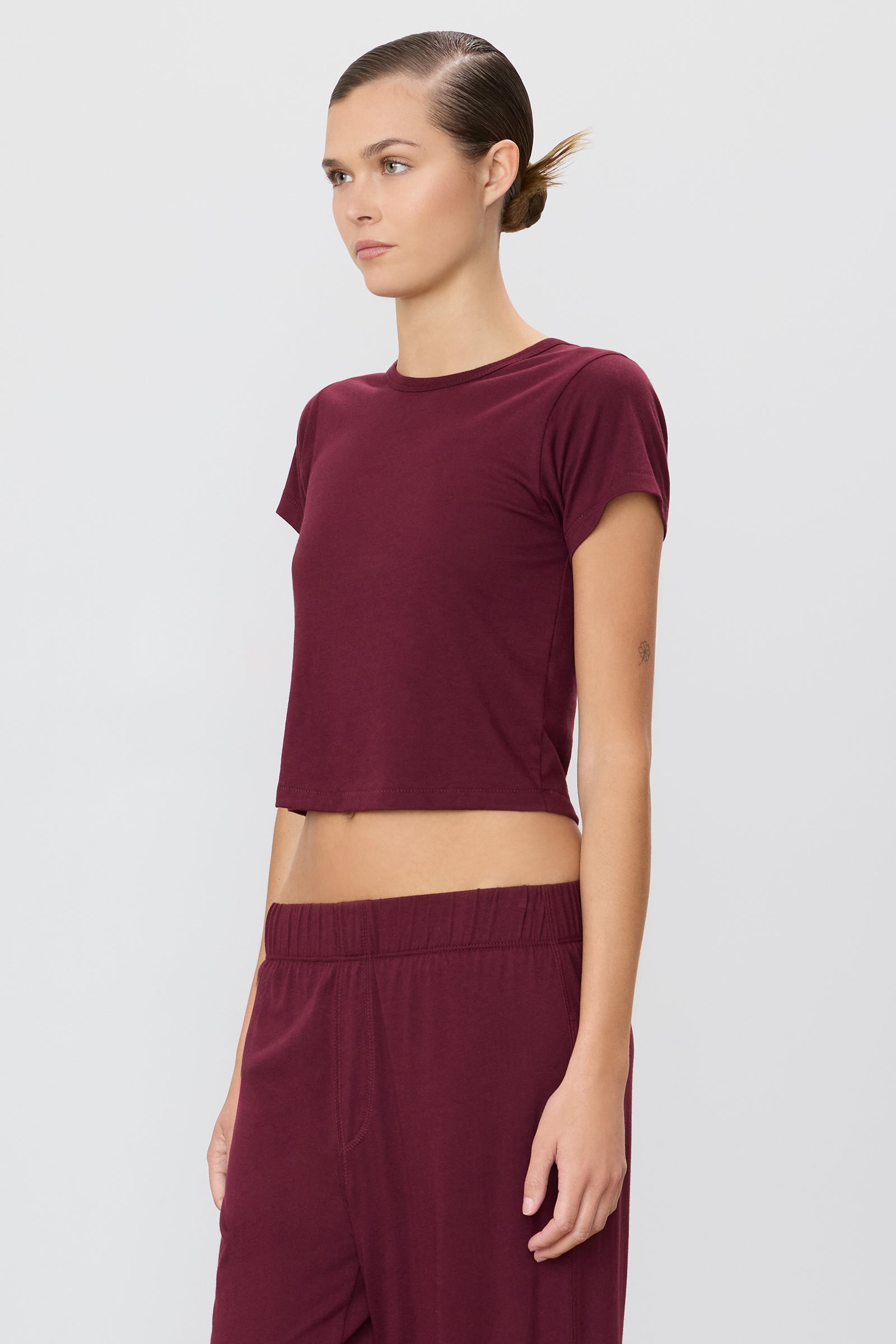 ÉTERNE SHORT SLEEVE BABY TEE 