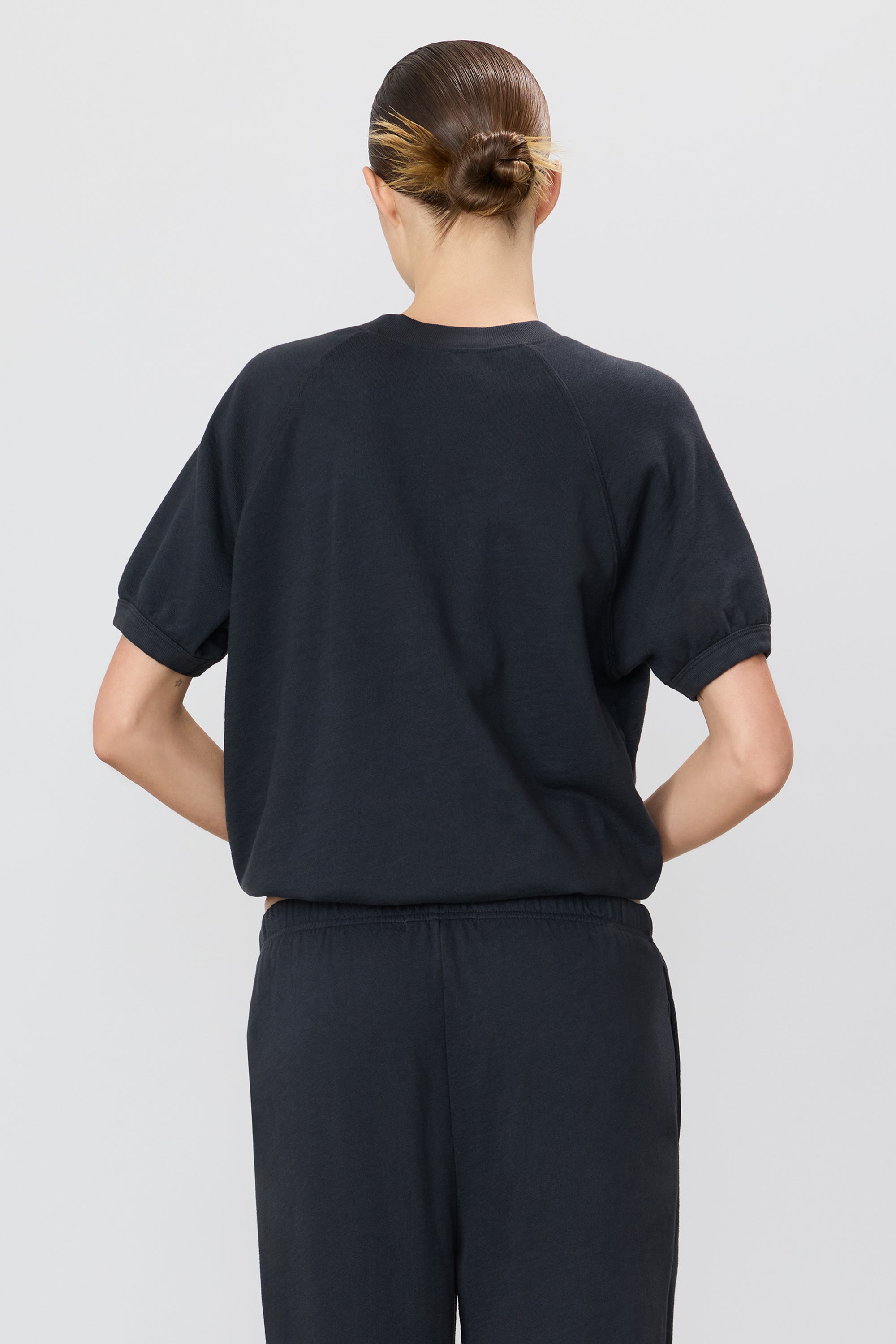 ÉTERNE Short Sleeve Raglan Sweatshirt