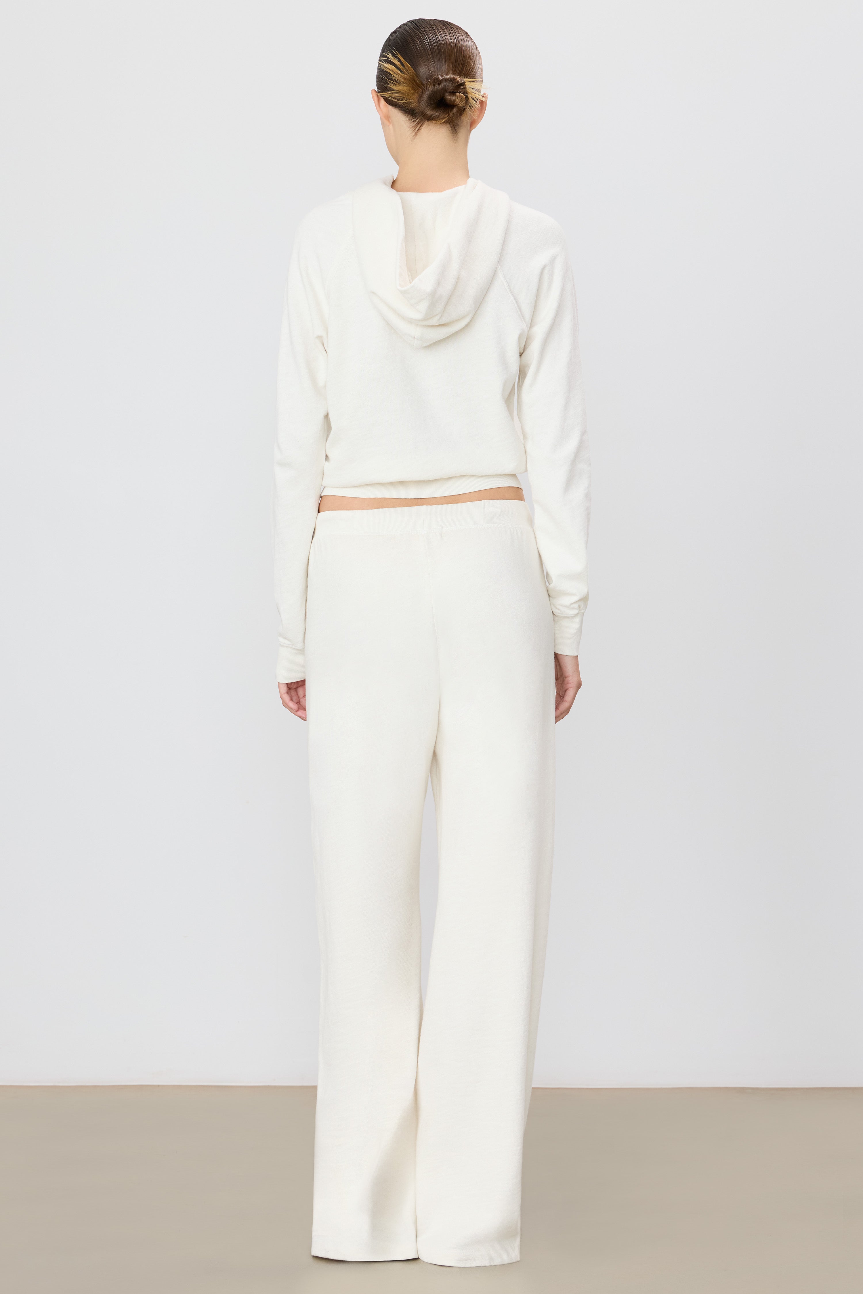 DRAWSTRING WIDE LEG SWEATPANT