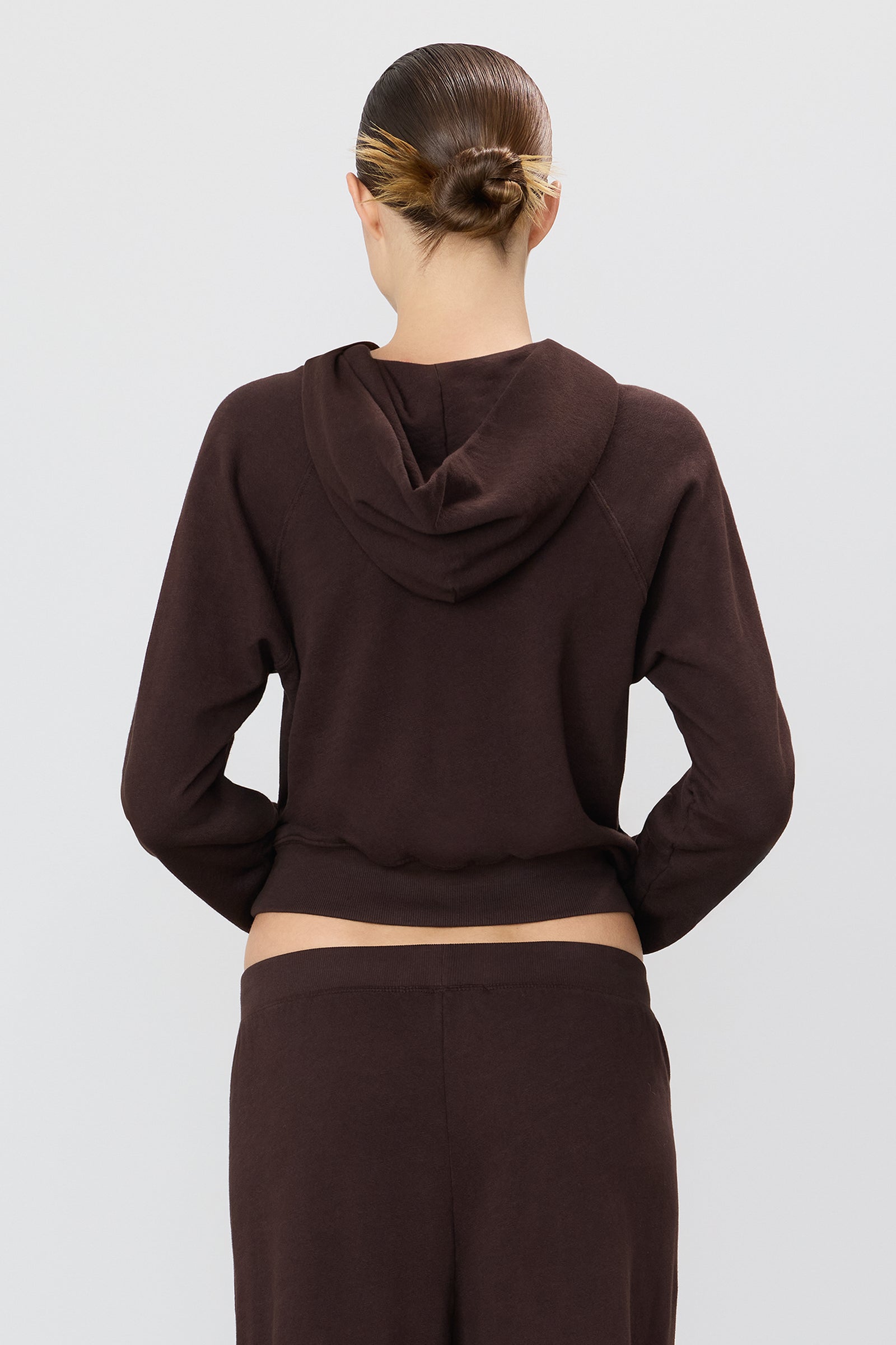 ÉTERNE SHRUNKEN HOODIE SWEATSHIRT