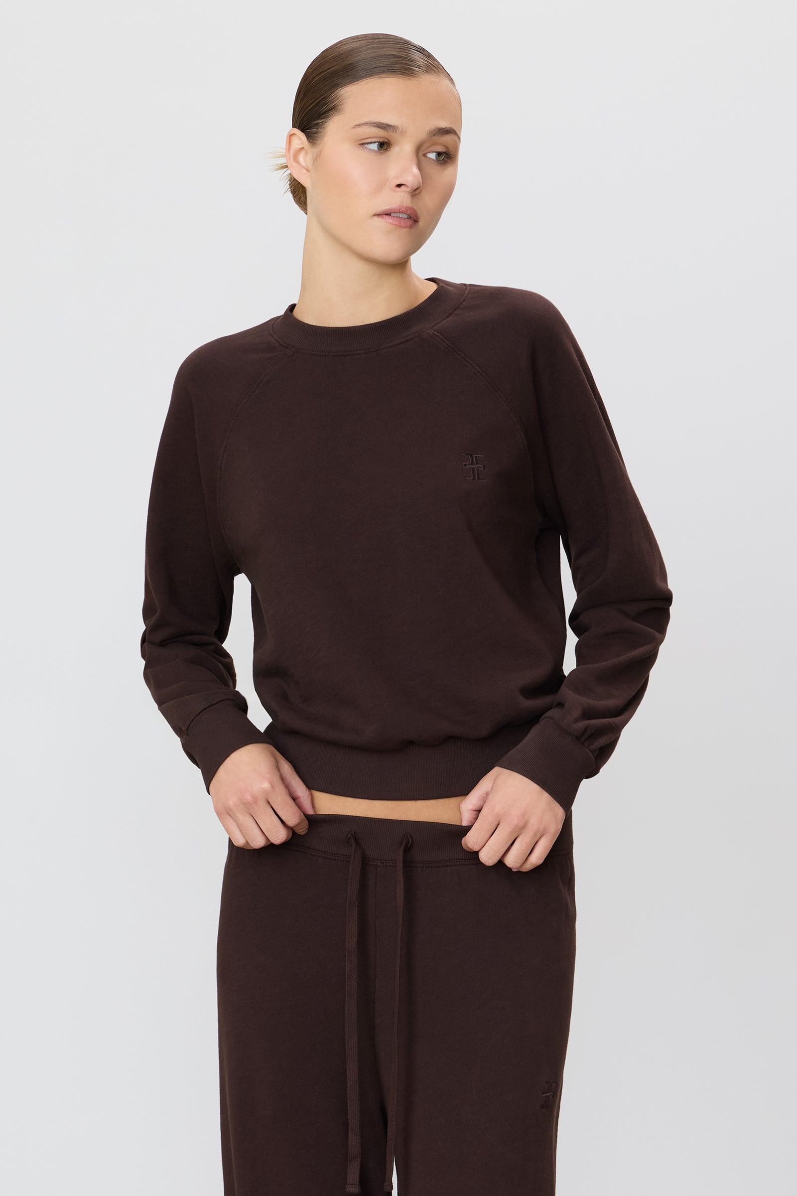 ÉTERNE SHRUNKEN RAGLAN SWEATSHIRT