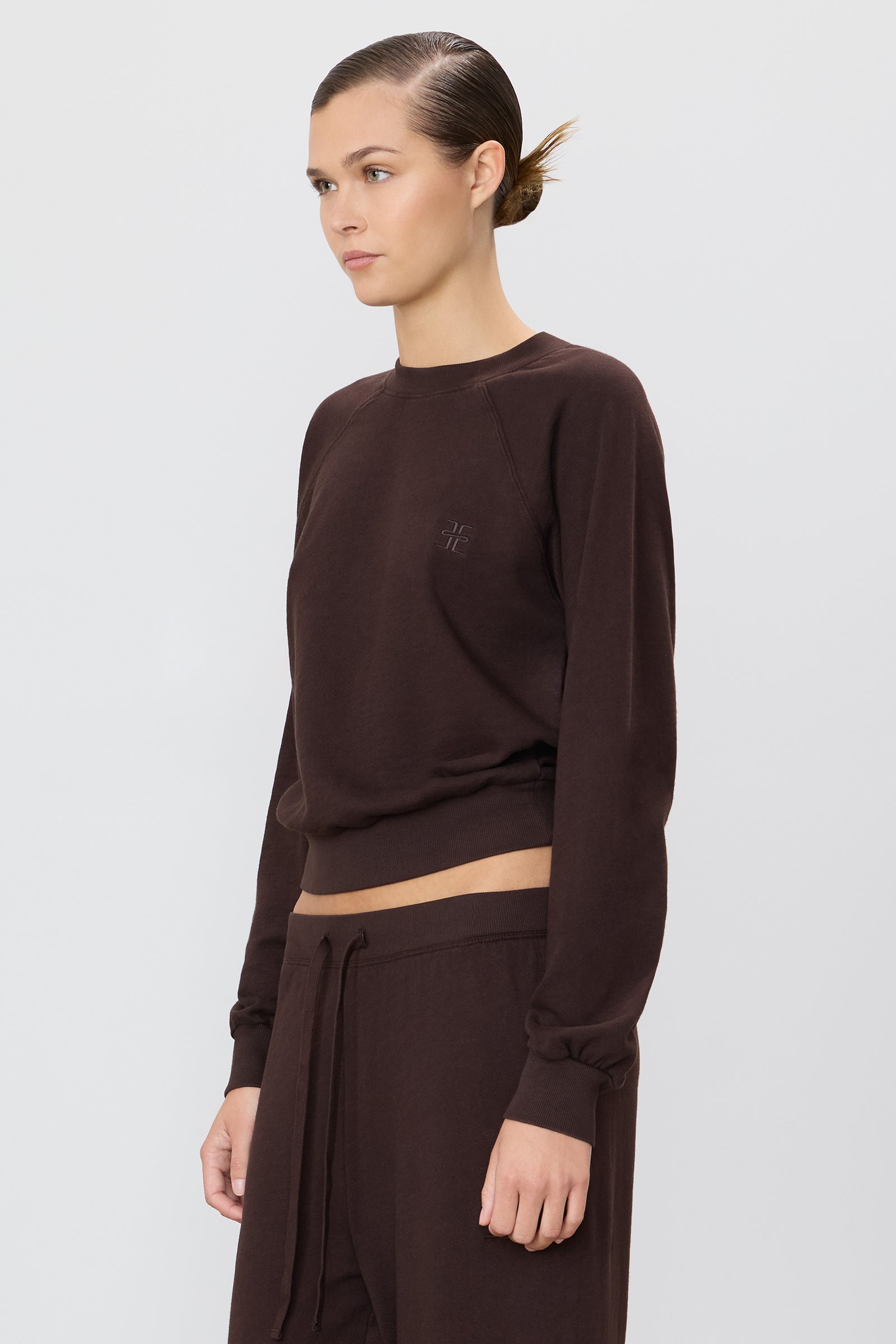 ÉTERNE SHRUNKEN RAGLAN SWEATSHIRT