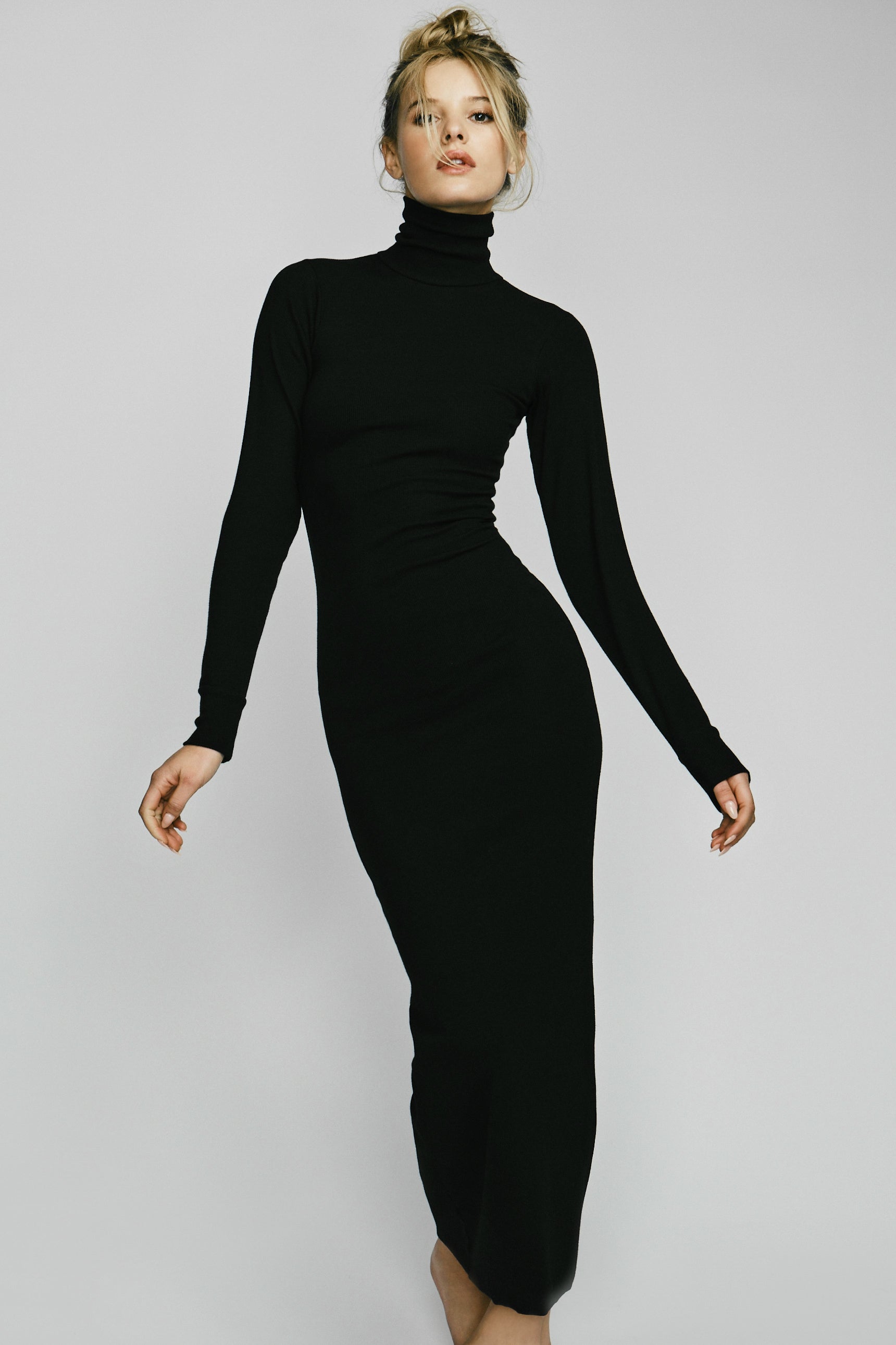 Long Sleeve Turtleneck Maxi Dress Black – ÉTERNE