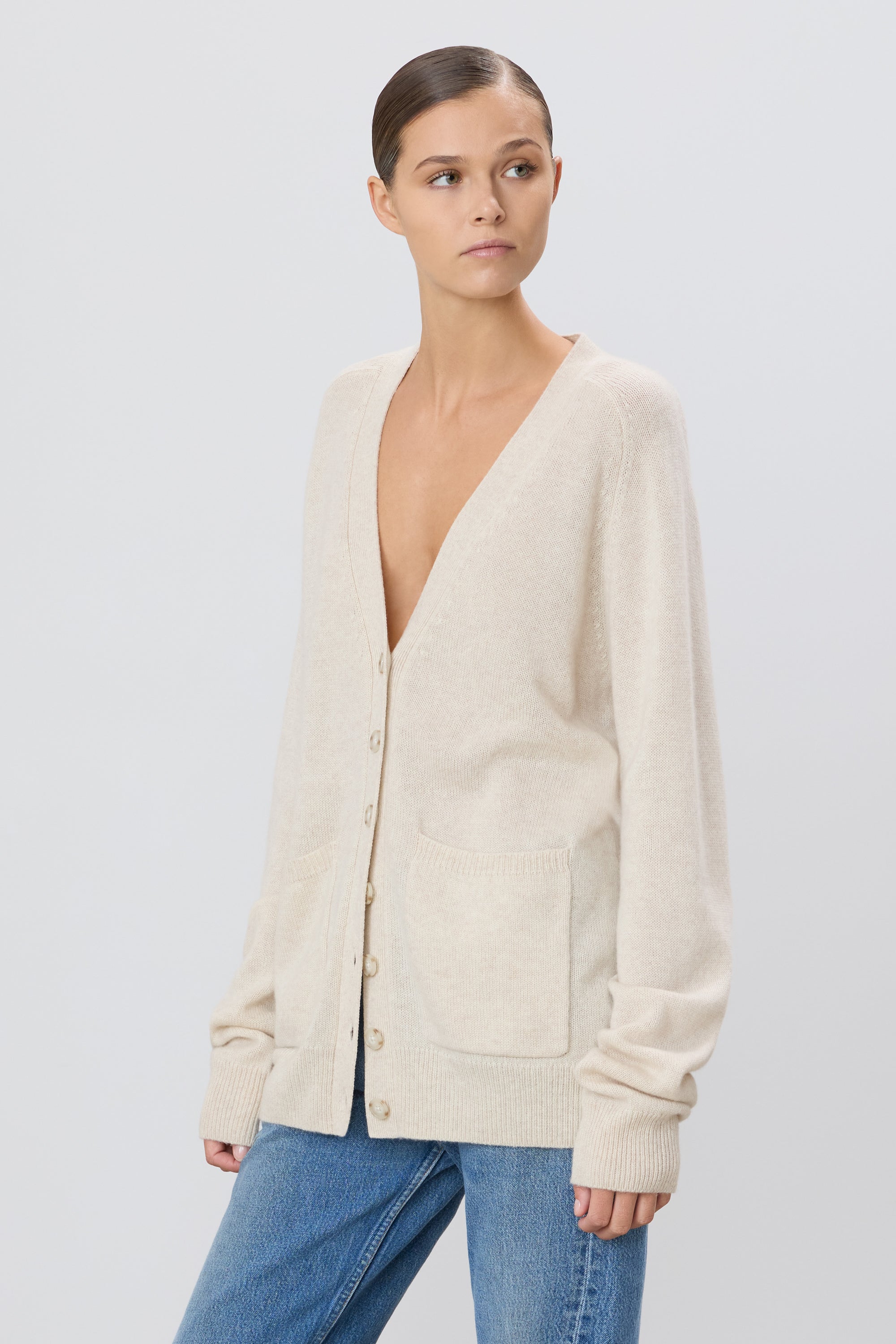 THEODORE CARDIGAN - ÉTERNE