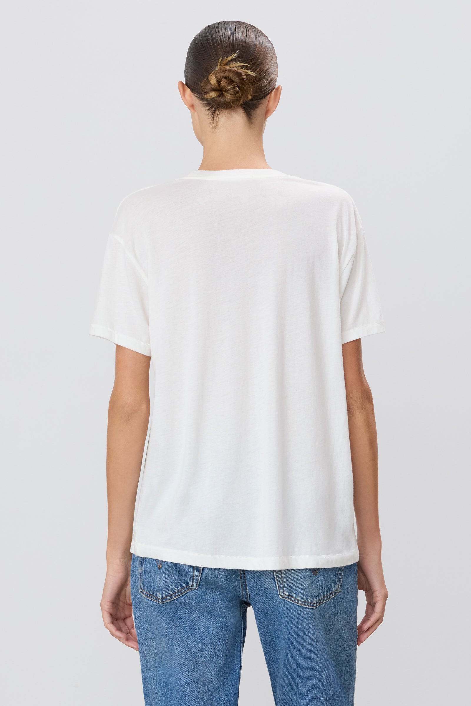 Short Sleeve Boyfriend T-Shirt - ÉTERNE
