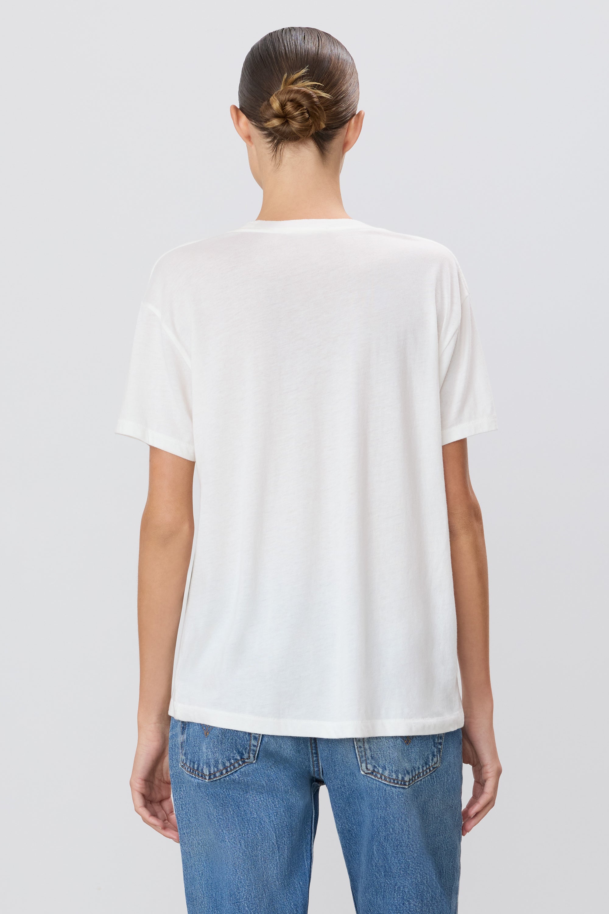 Short Sleeve Boyfriend T-Shirt - ÉTERNE