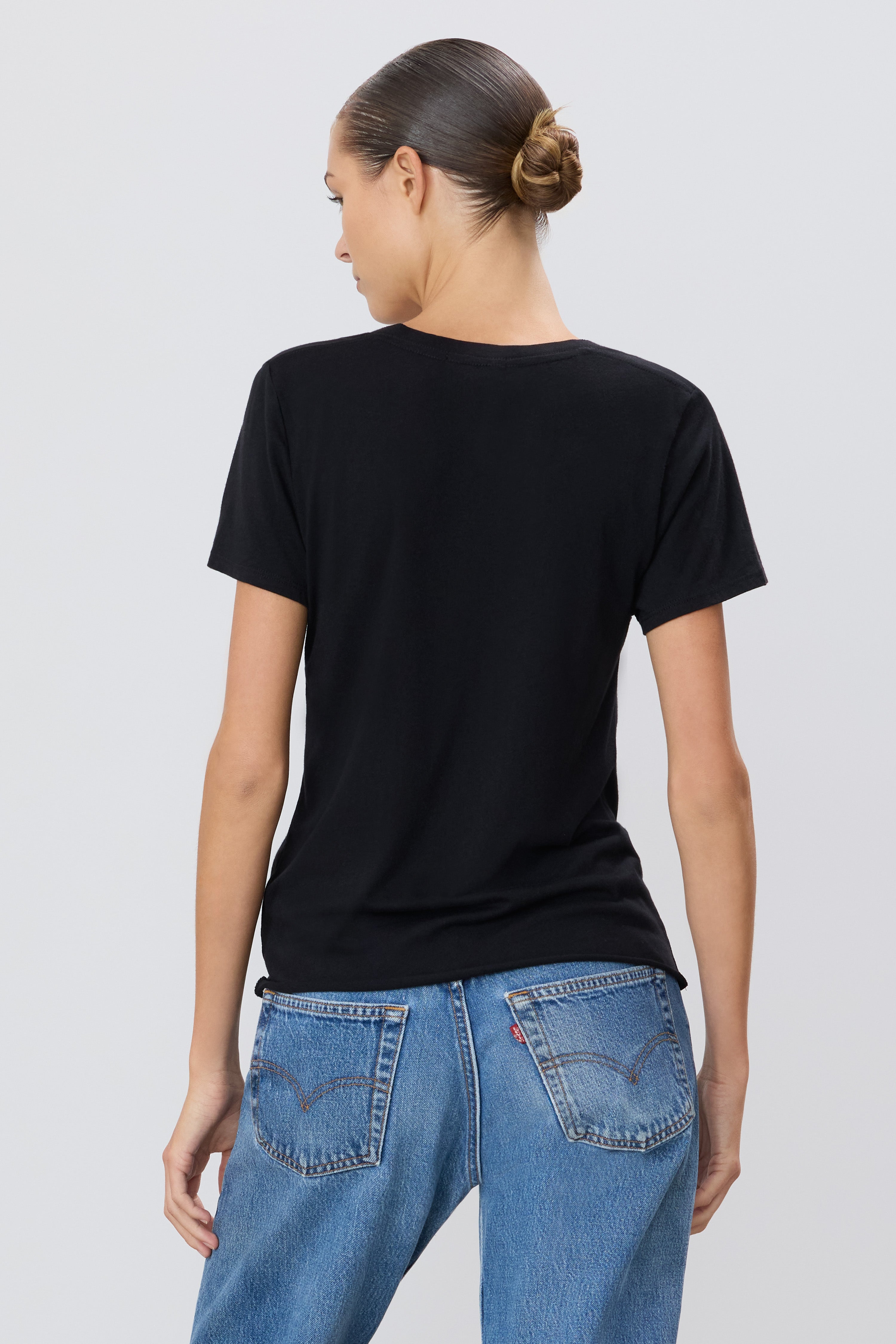 V-Neck T-Shirt Black