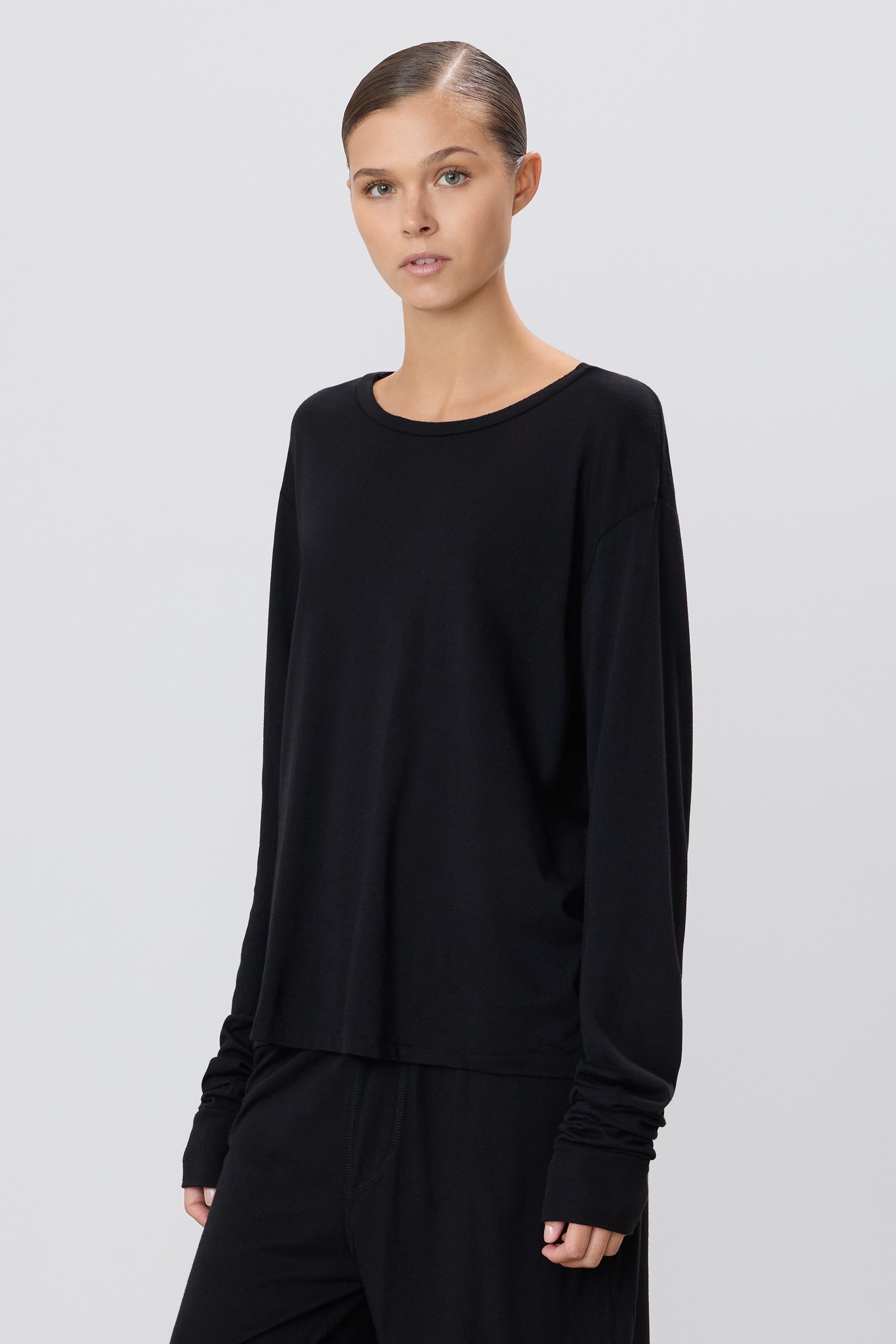 LONG SLEEVE BOYFRIEND T-SHIRT - ÉTERNE