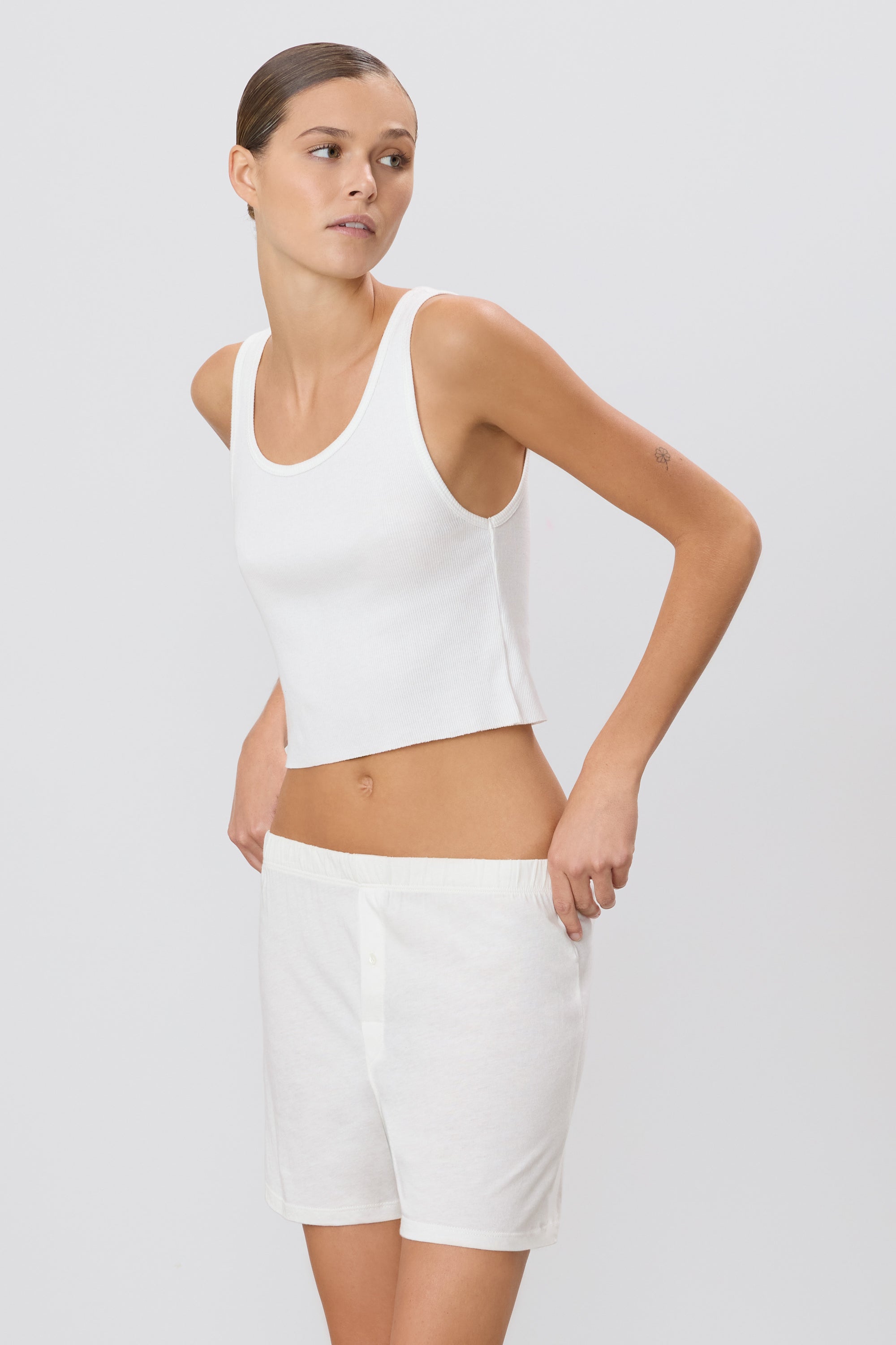 CROPPED SCOOP NECK TANK - ÉTERNE