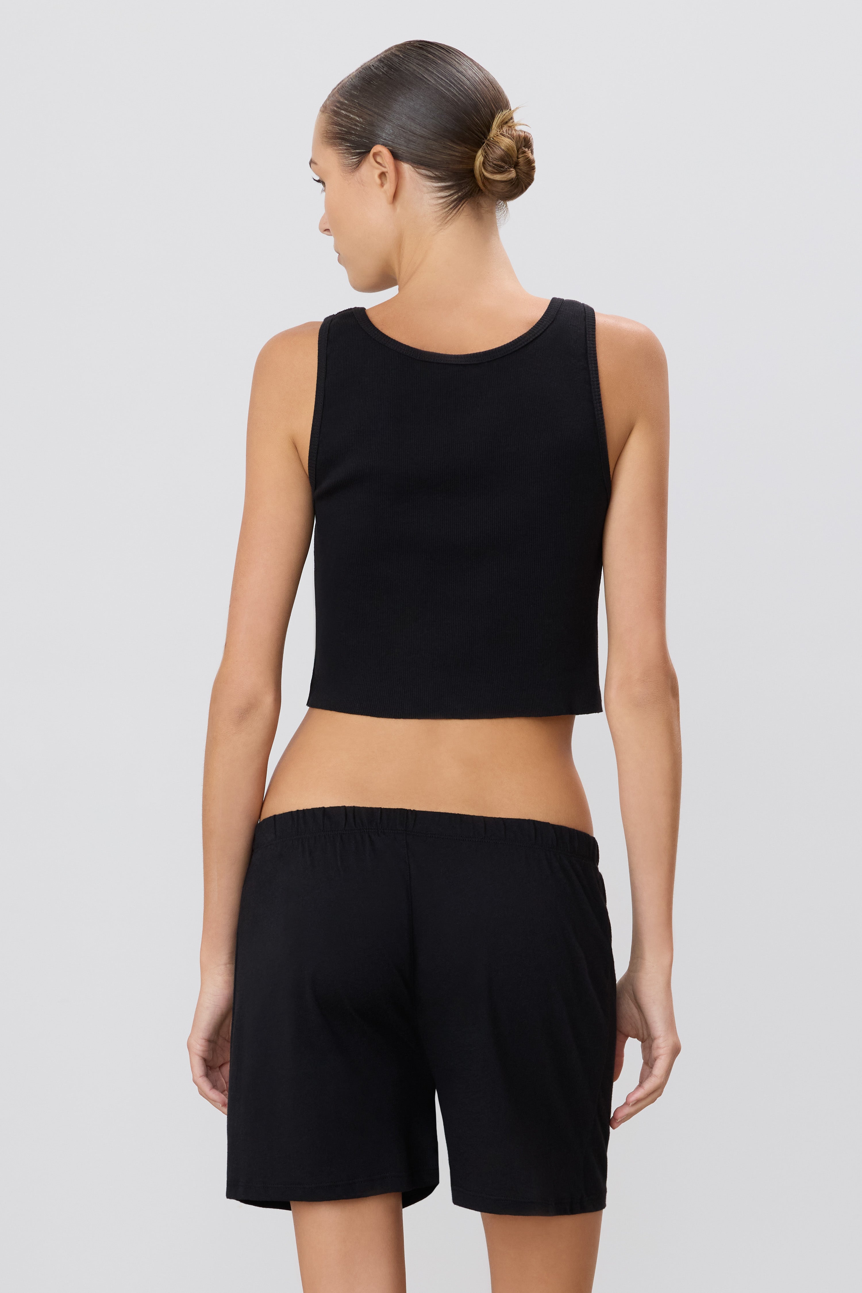 Cropped Scoop Neck Tank