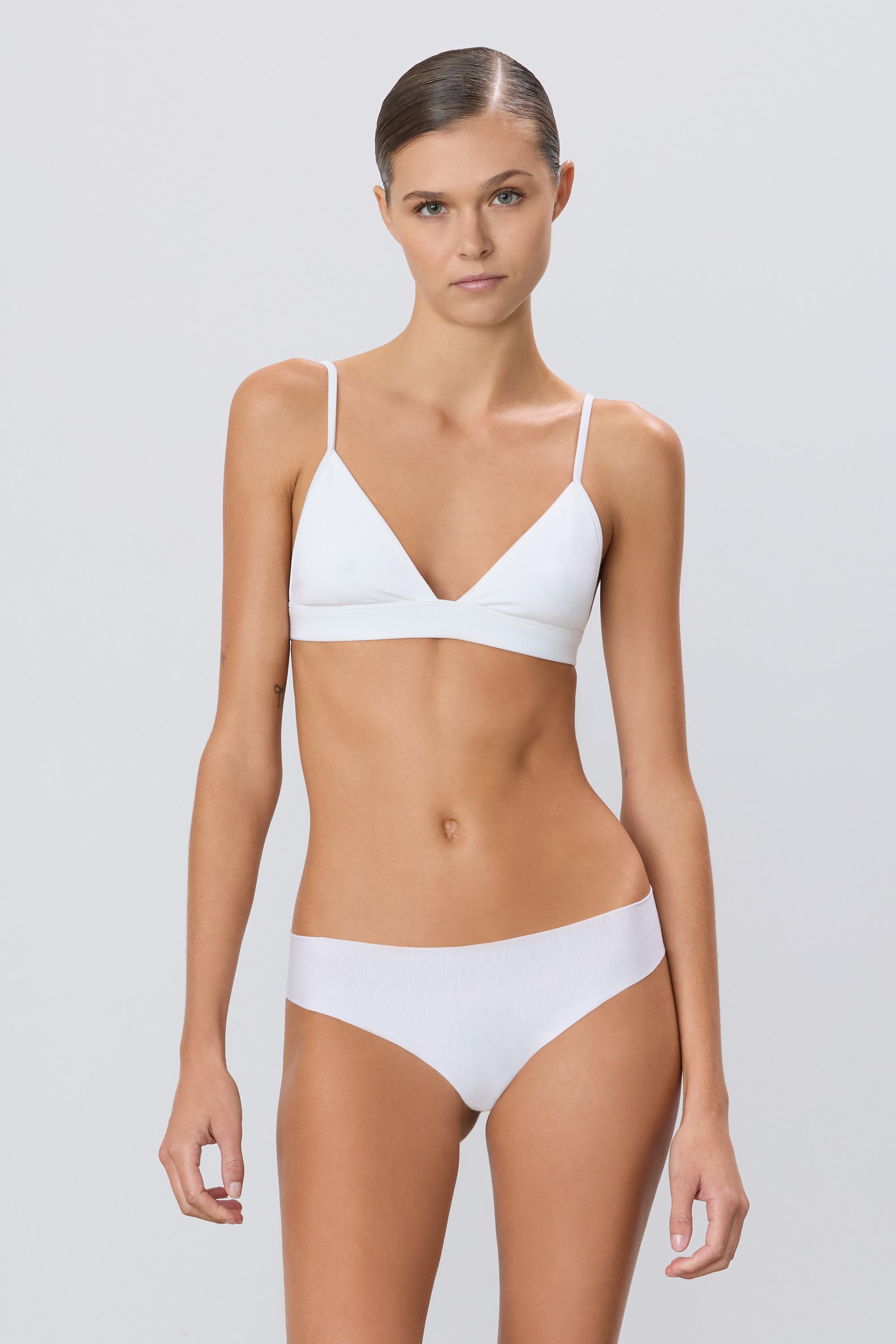 LOW RISE THONG - ÉTERNE