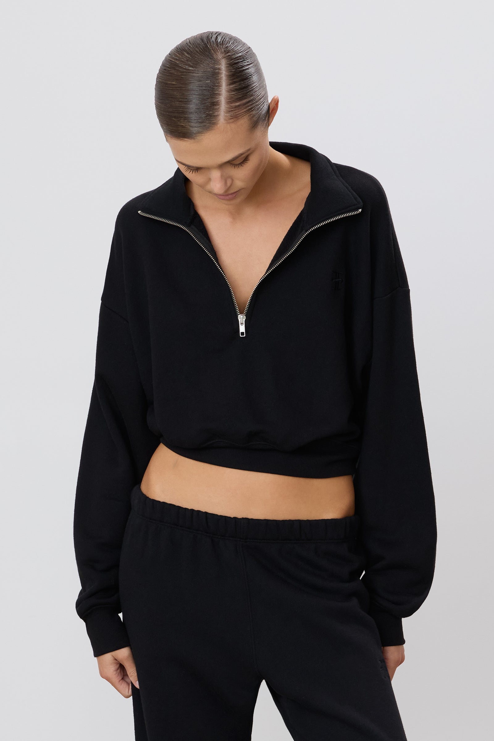 CROPPED HALF-ZIP SWEATSHIRT - ÉTERNE