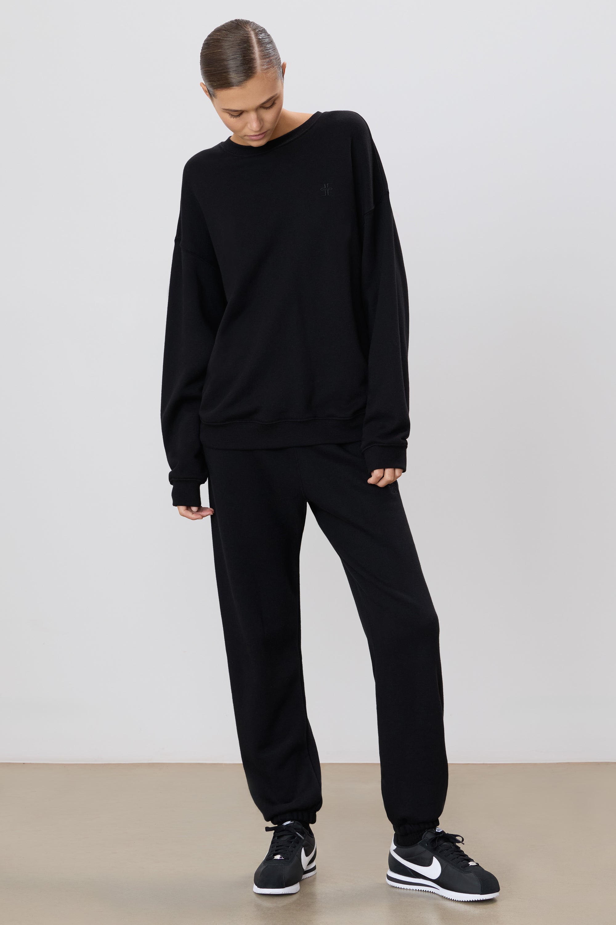 OVERSIZED CREWNECK SWEATSHIRT - ÉTERNE