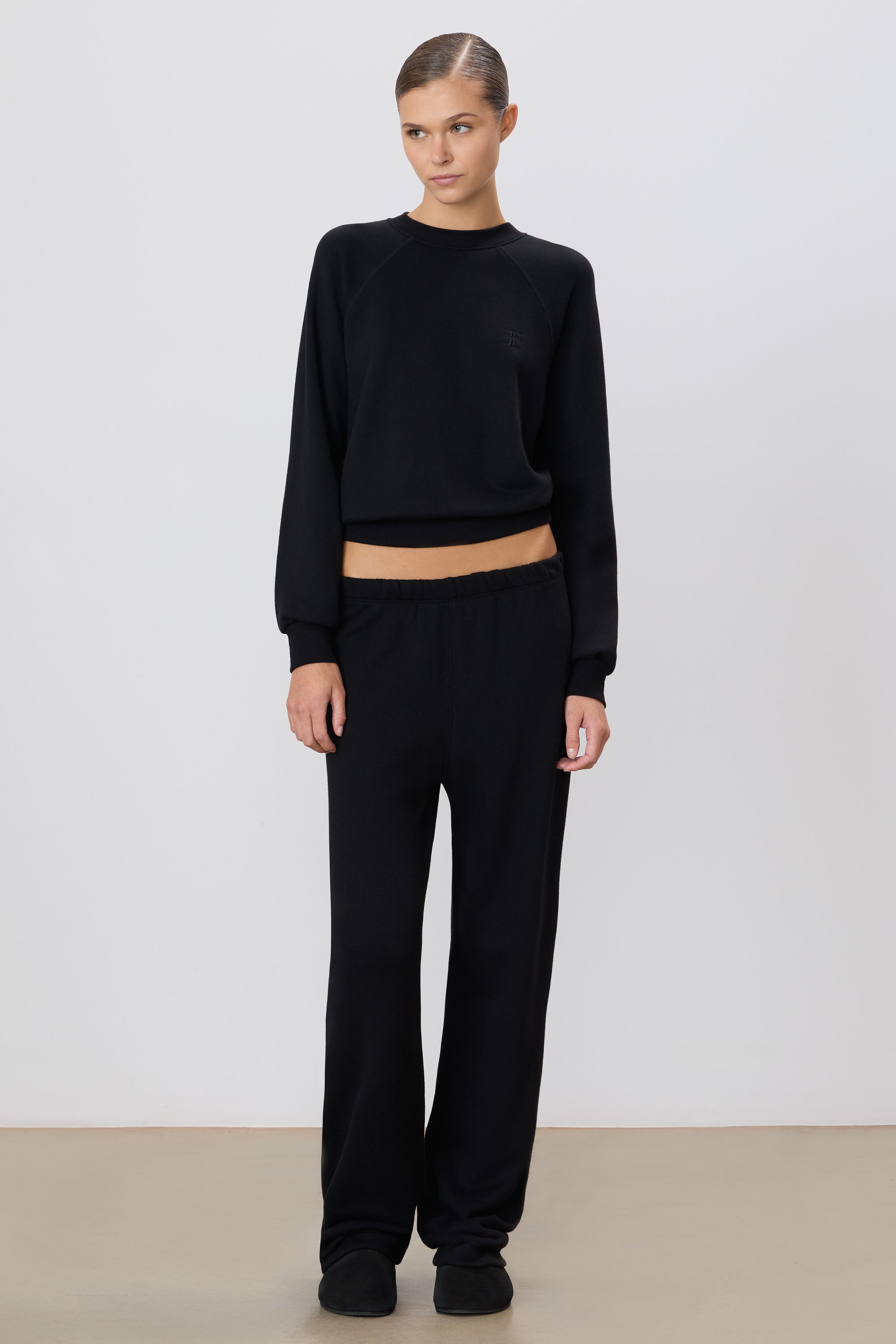 STRAIGHT LEG SWEATPANT - ÉTERNE