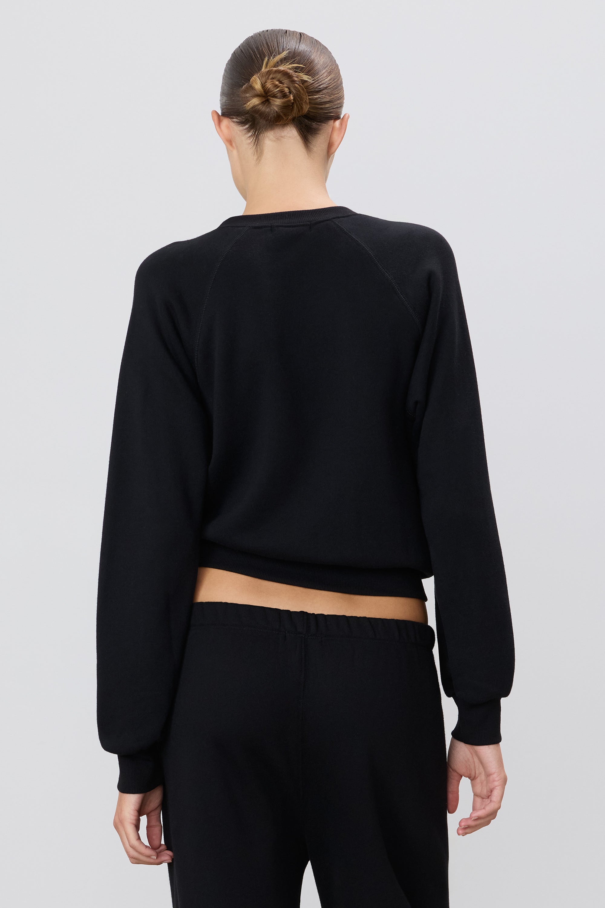 SHRUNKEN RAGLAN SWEATSHIRT - ÉTERNE