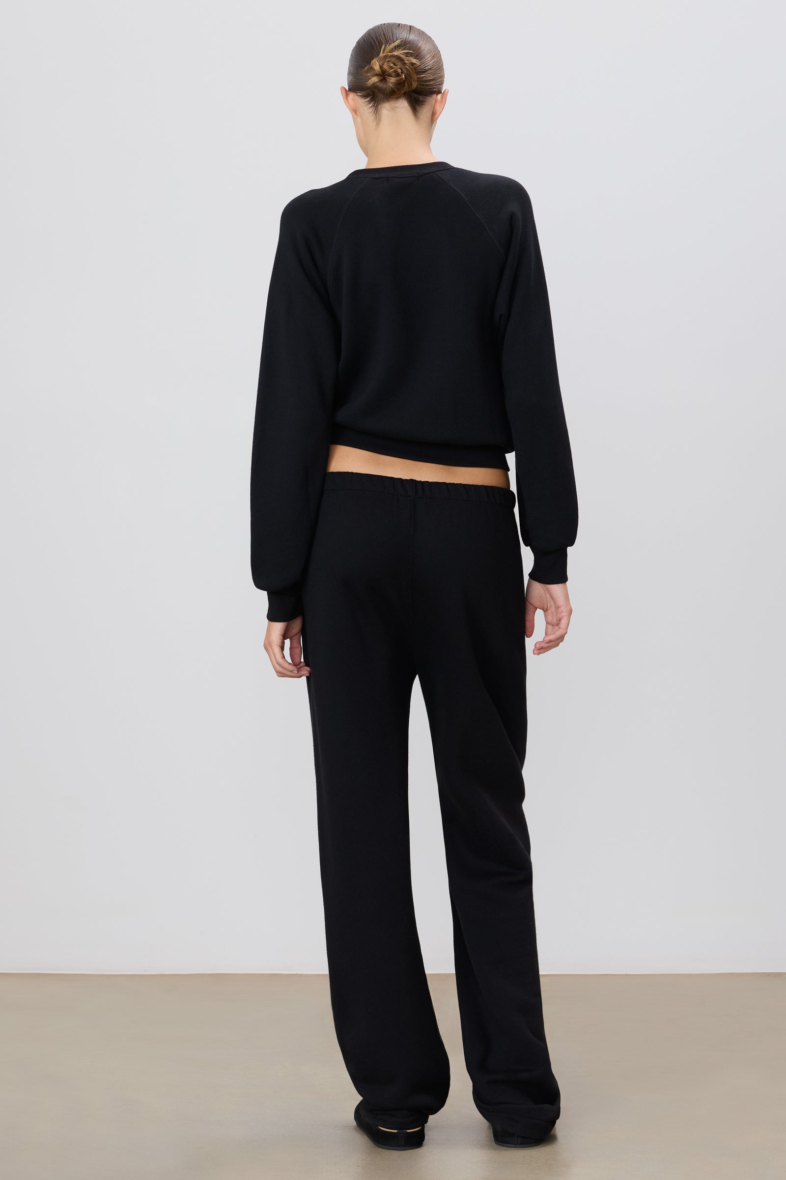 STRAIGHT LEG SWEATPANT - ÉTERNE