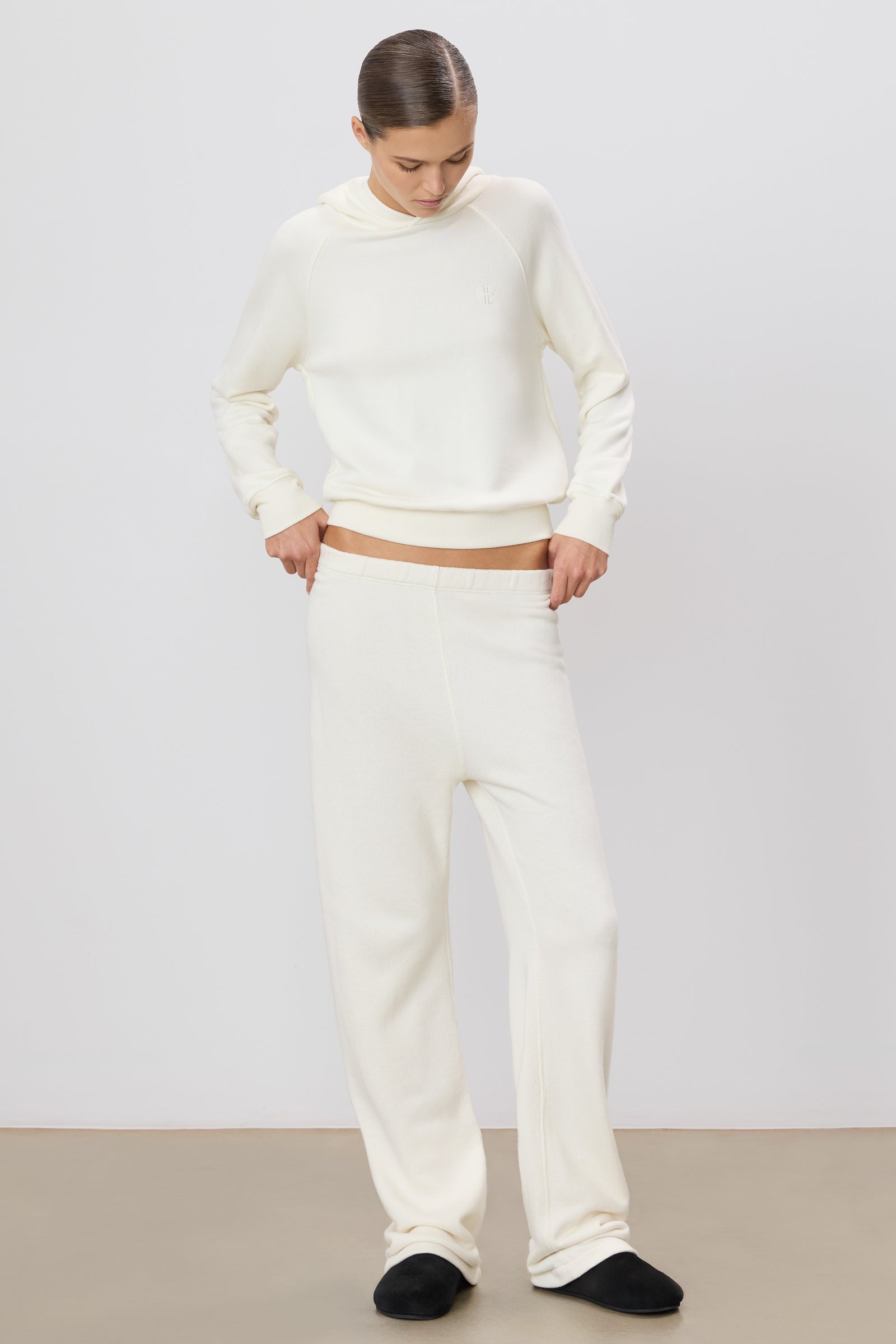 STRAIGHT LEG SWEATPANT - ÉTERNE
