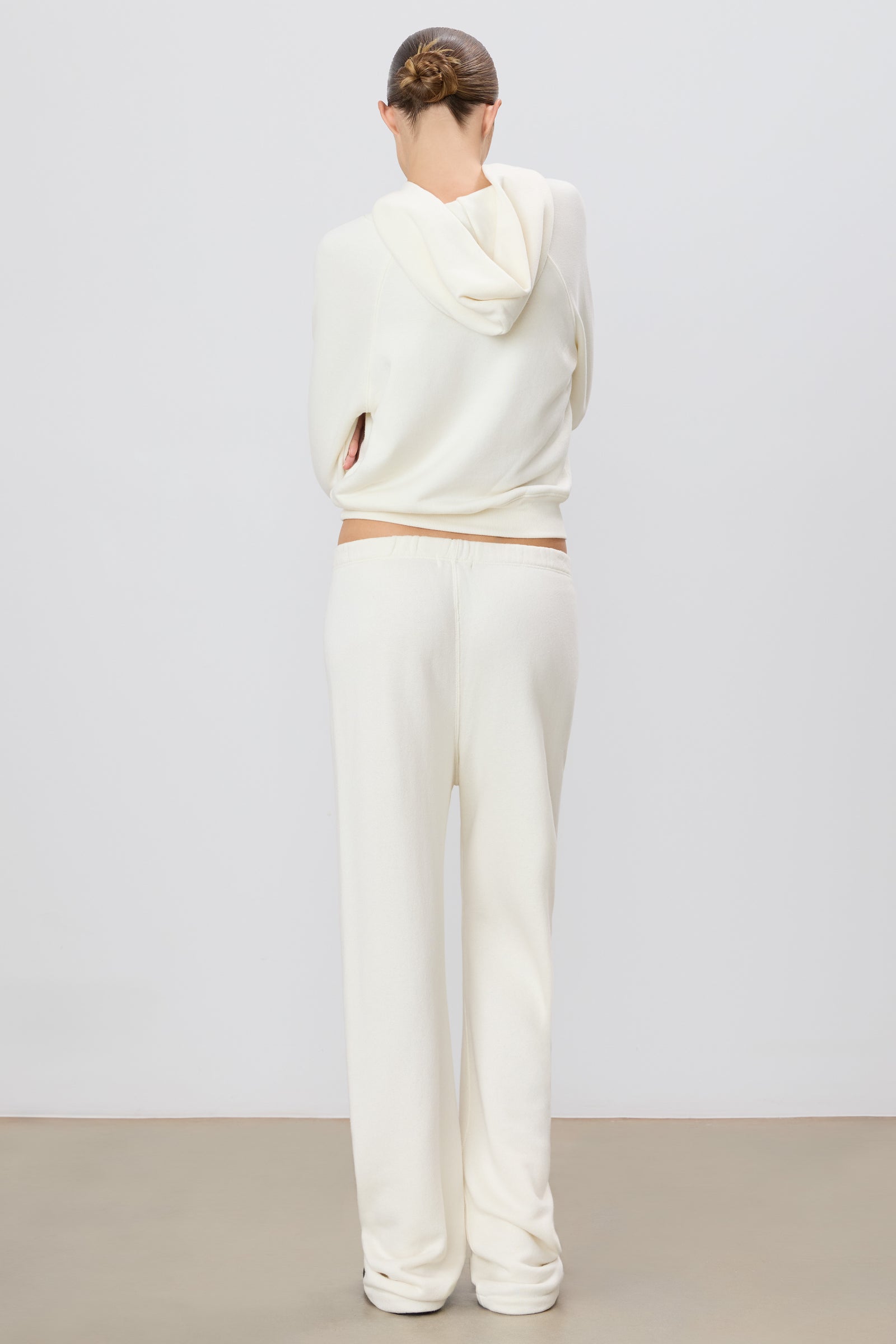 STRAIGHT LEG SWEATPANT - ÉTERNE