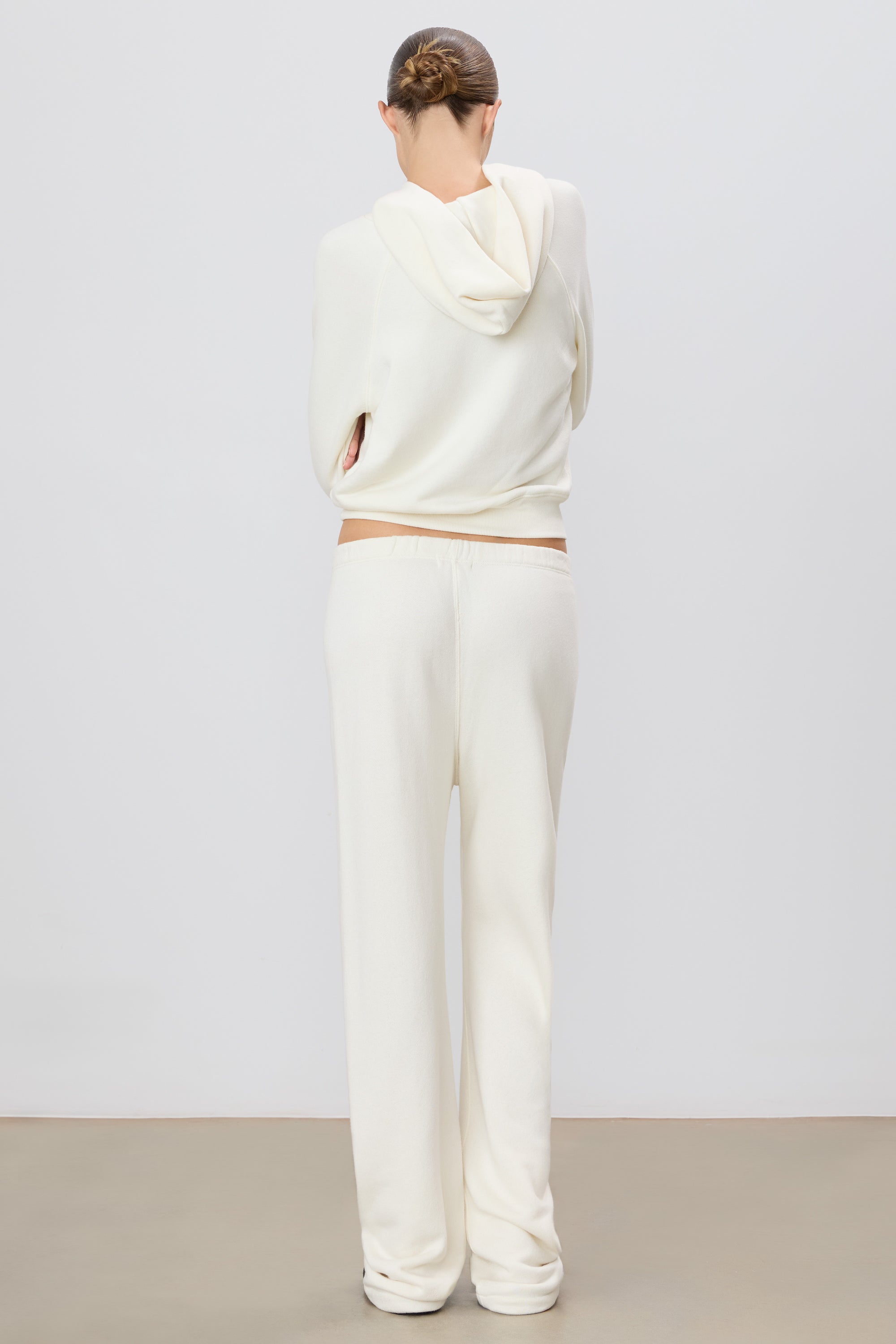 STRAIGHT LEG SWEATPANT - ÉTERNE