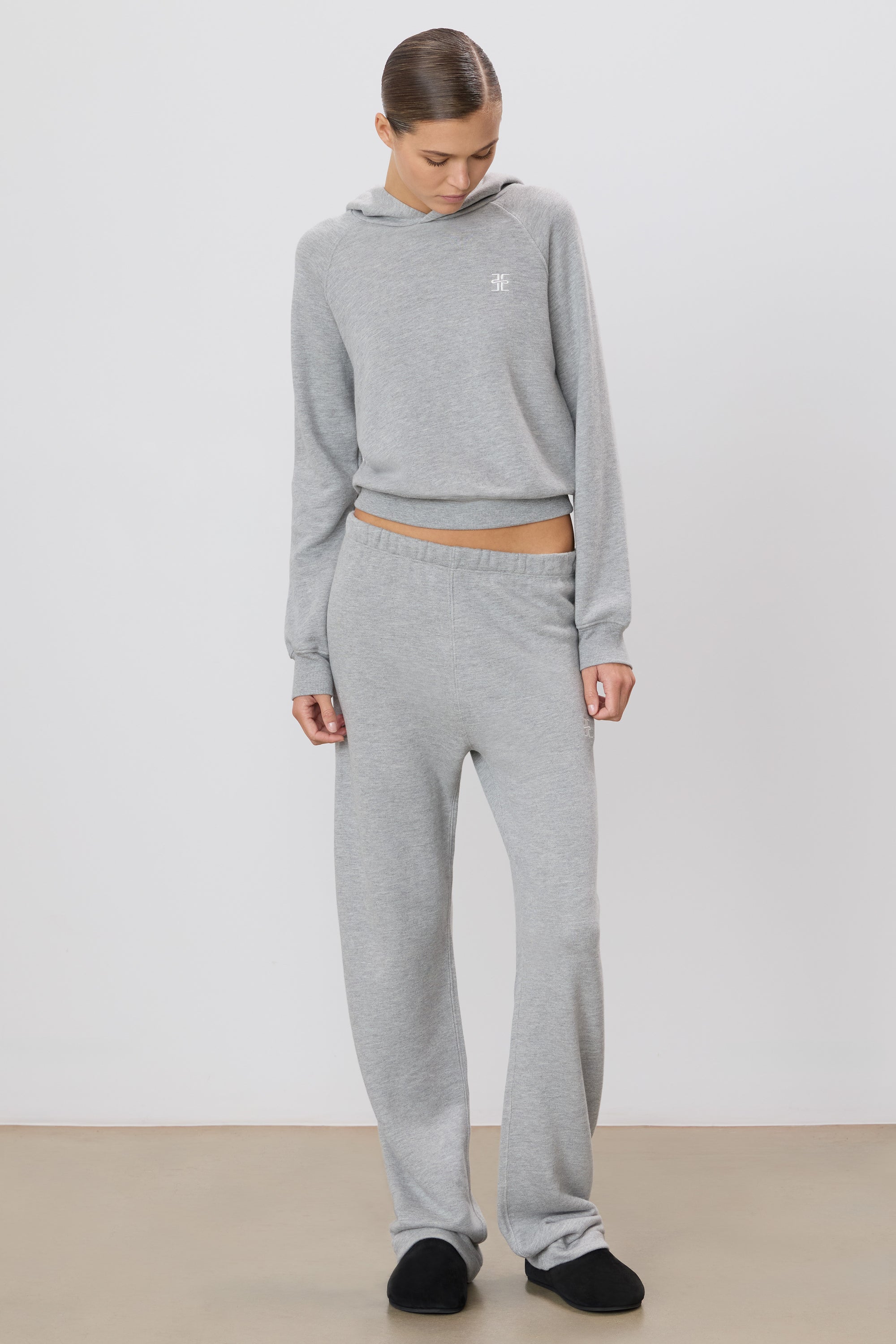 STRAIGHT LEG SWEATPANT - ÉTERNE