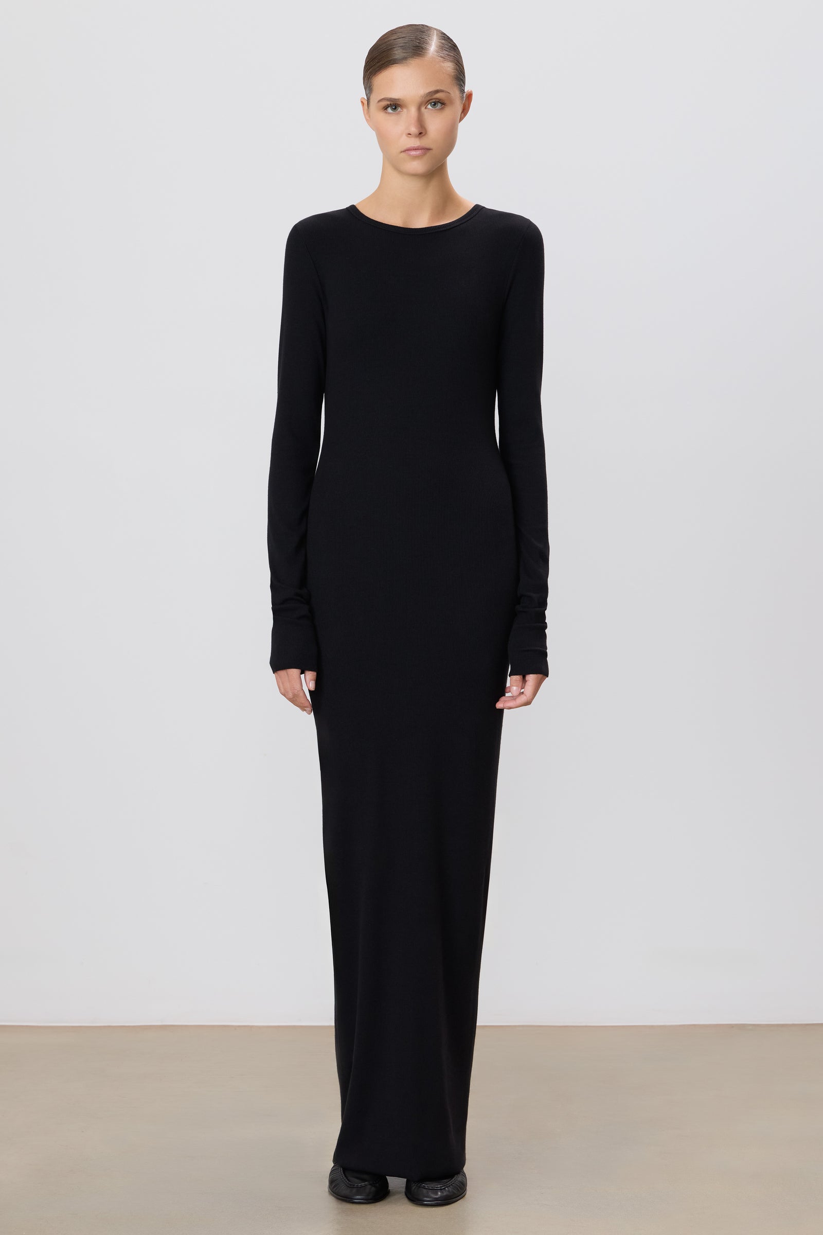 LONG SLEEVE CREWNECK MAXI DRESS - ÉTERNE