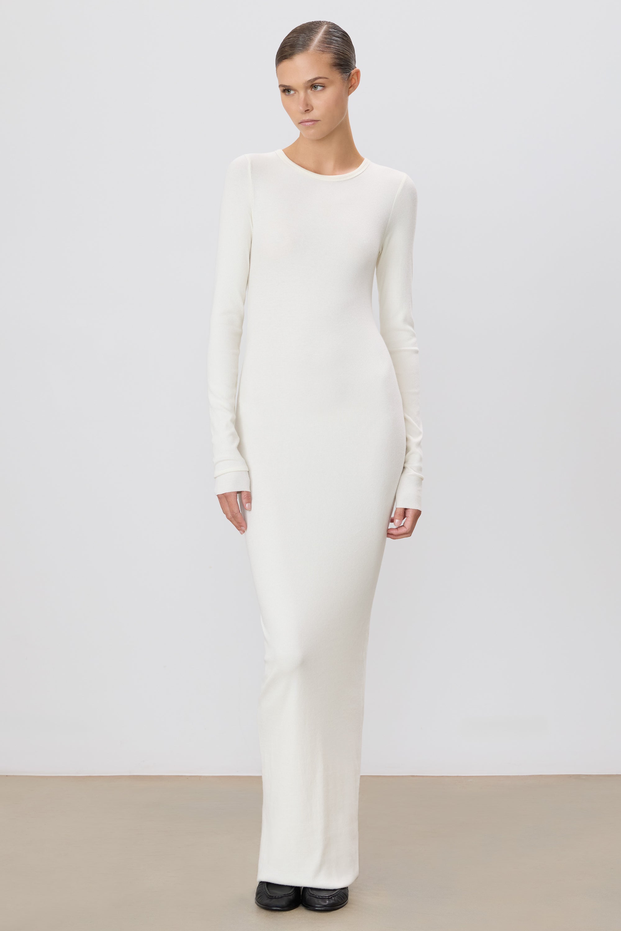 Eterne Long Sleeve Crewneck Maxi Dress in Cream - Size L Eterne Long Sleeve Crewneck Maxi Dress in Cream - Size L