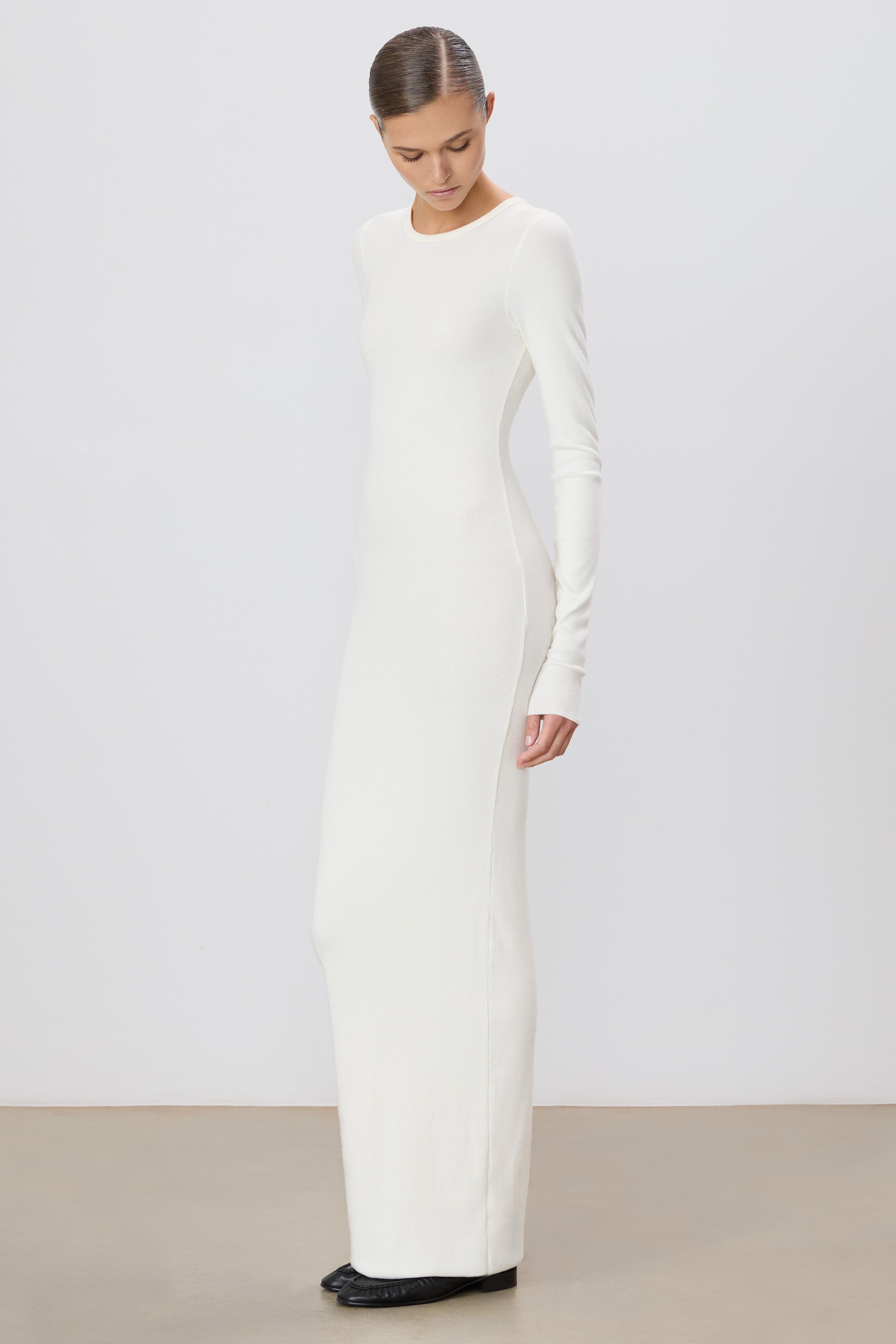 LONG SLEEVE CREWNECK MAXI DRESS - ÉTERNE