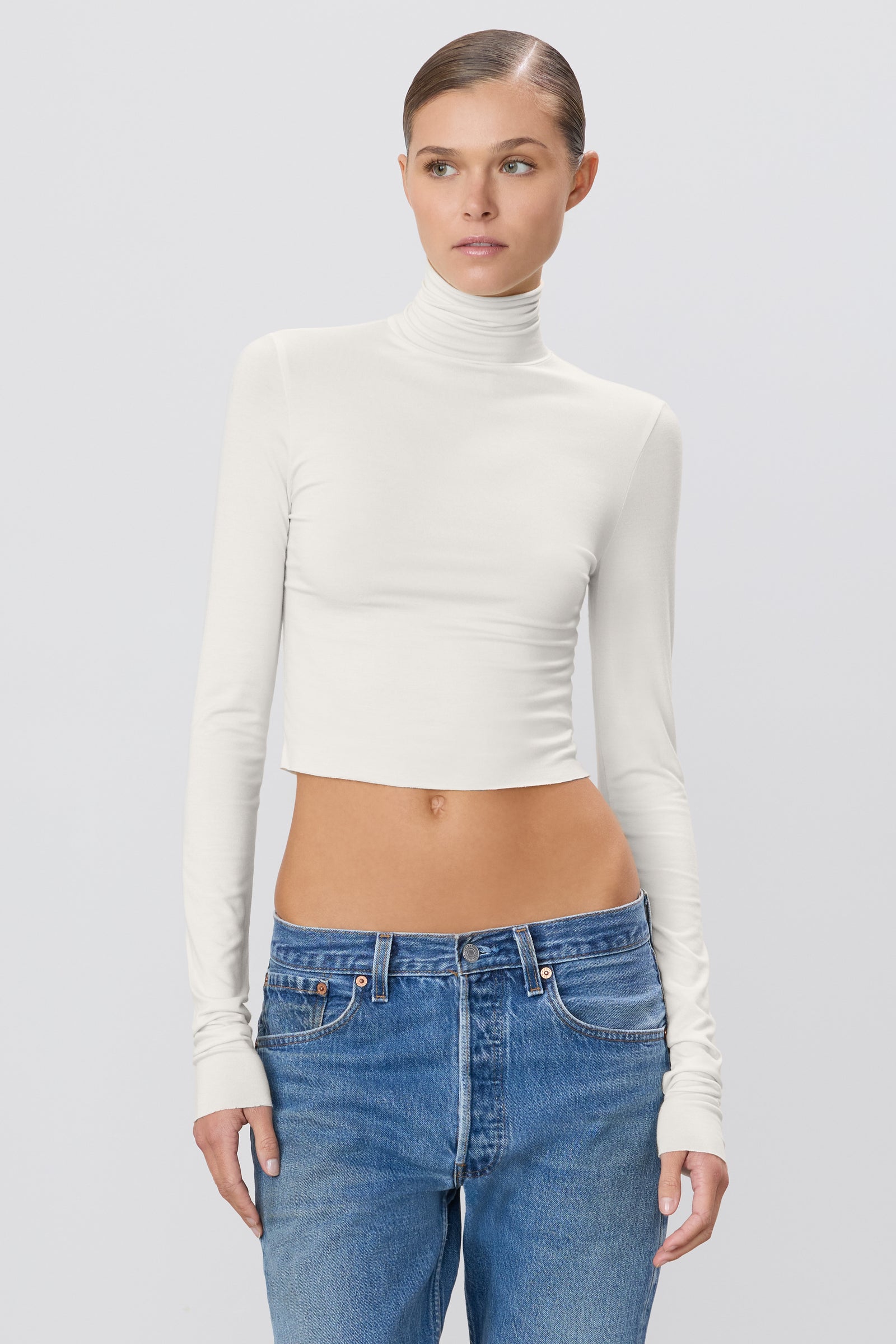 ÉTERNE CROPPED FITTED TURTLENECK TOP
